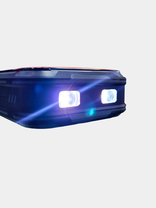 Q 28000 TANK, 20000 mAh batareka, 4 simkarta, baland ovozli kalonka, kuchli yorug'lik