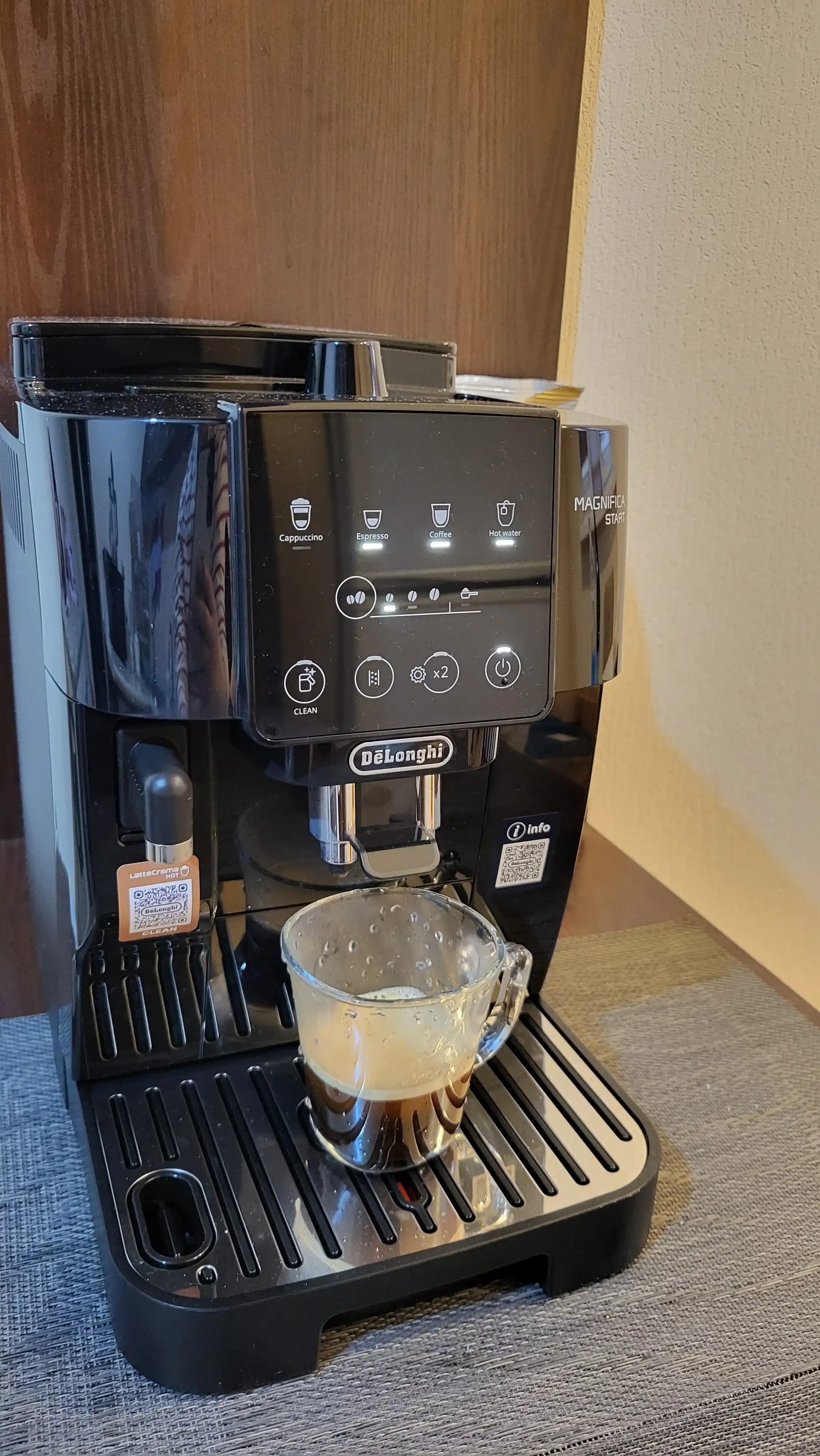 DeLonghi ECAM220.60.B Magnifica Start avtomatik qahva mashinasi LatteCrema