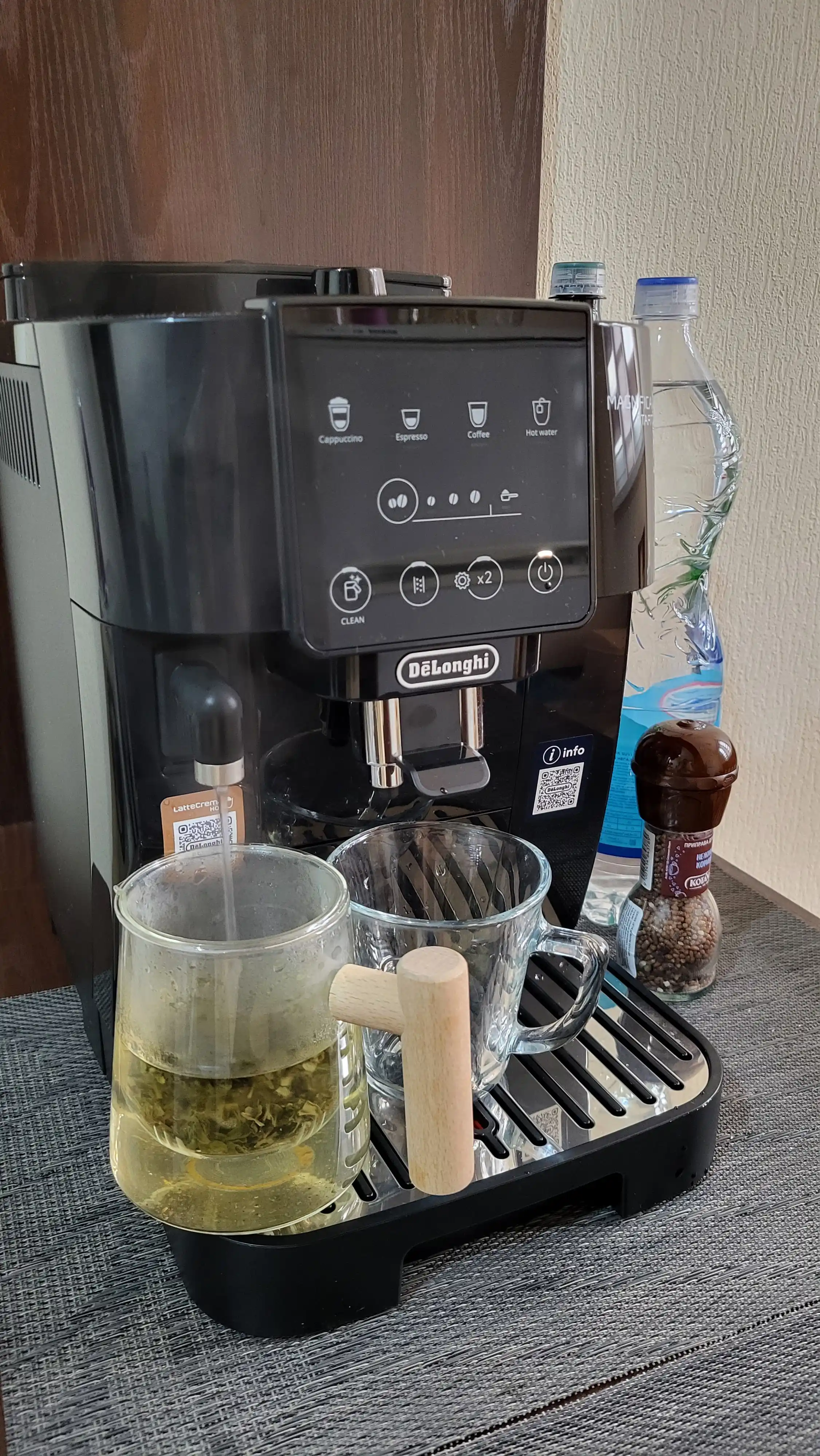 DeLonghi ECAM220.60.B Magnifica Start avtomatik qahva mashinasi LatteCrema