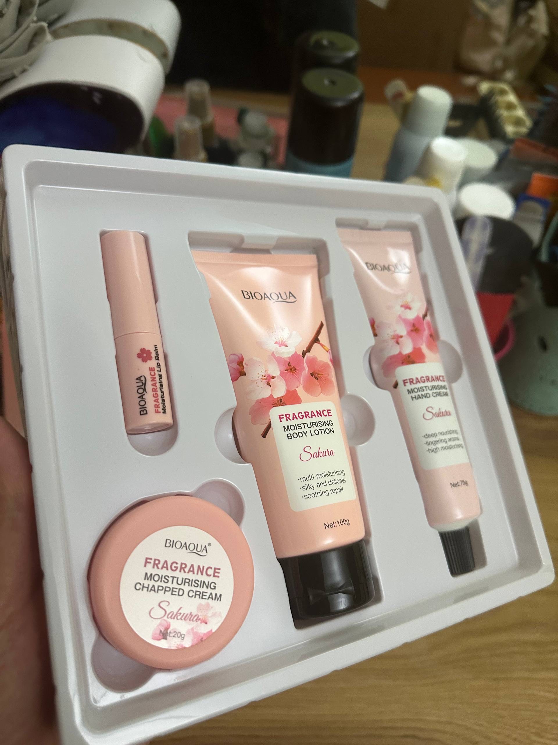 Подарочный набор косметики, подарок на 8 марта, уход за лицом и телом, Beauty Box