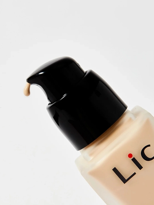 Soft Velvet Lic tonal kremi