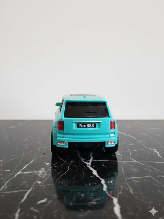 O‘yinchoq mashina SUV – bolalar uchun, suvenir va interyer dekor - 