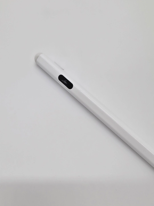 Telefon va planshet uchun almashtiriladigan uchi bor stylus