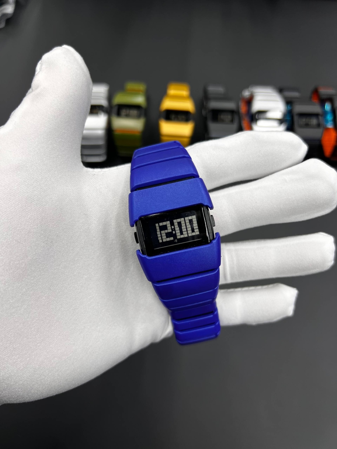 Erkaklar uchun minimalist digital qo'l soati,LED displey, zamonaviy dizayn  - VELTORIA - 