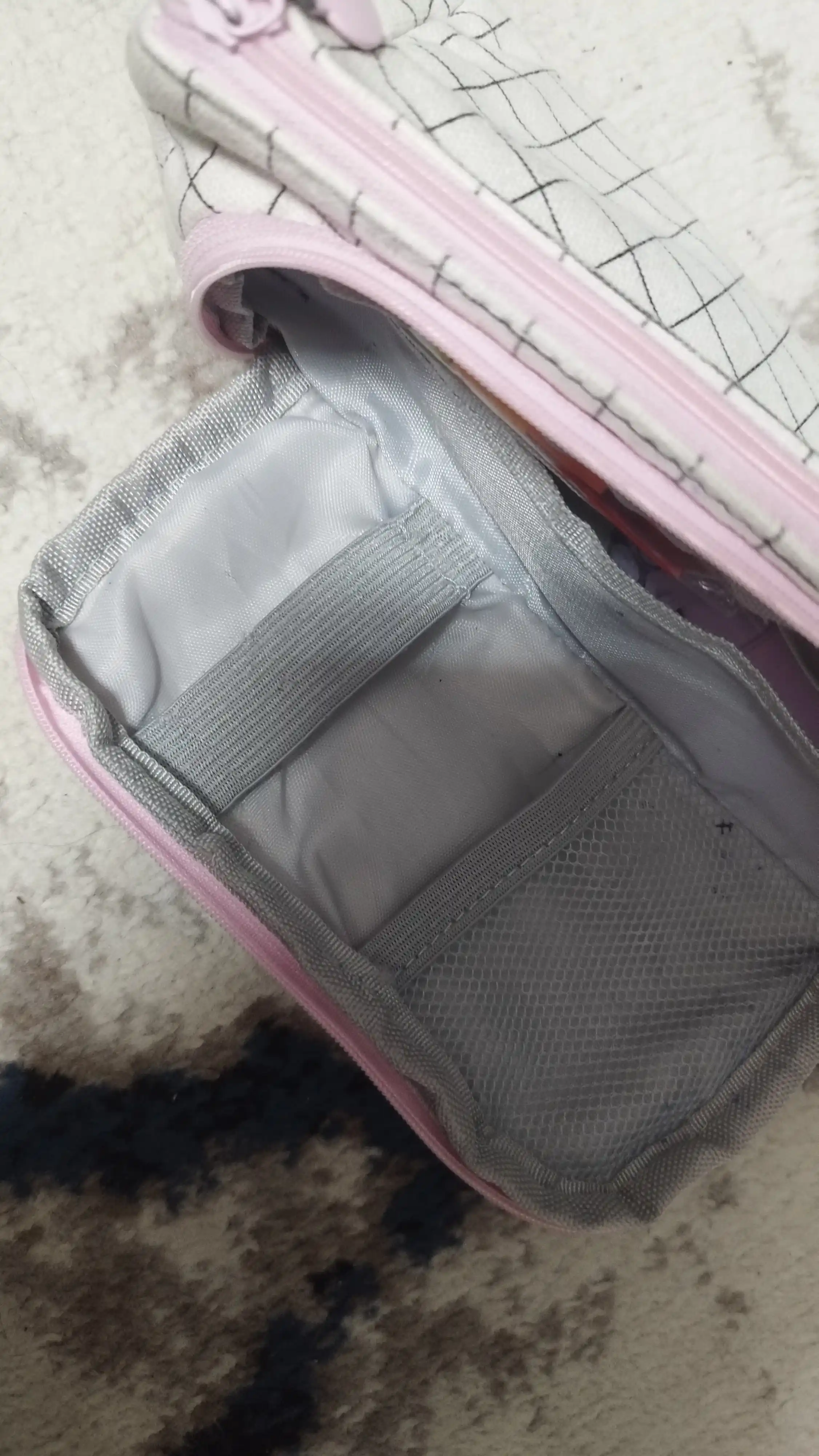 Maktab, qizlar uchun katakli qalamdon, kosmetik sumka