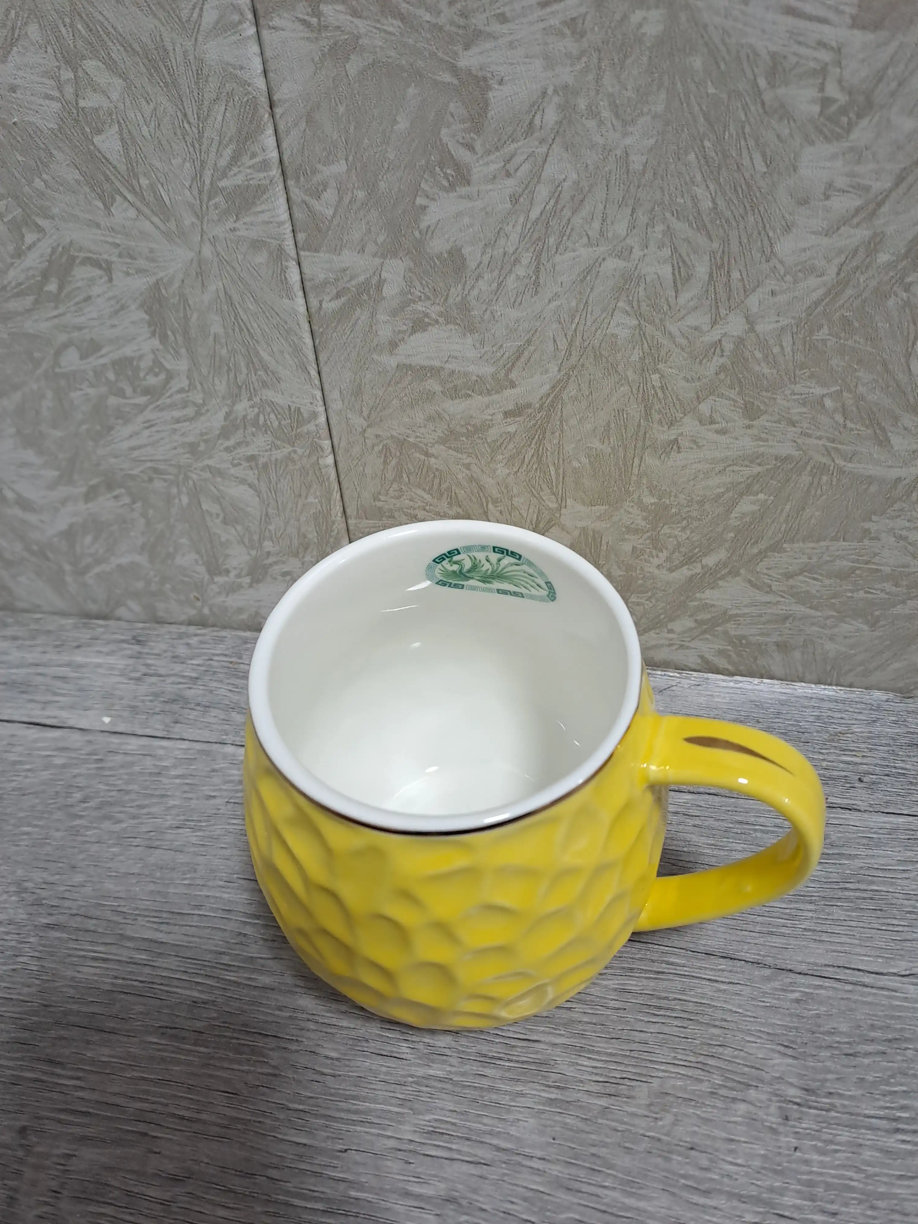 Sovg'a uchun keramik krujkasi, noodatiy dizayn, 320 ml