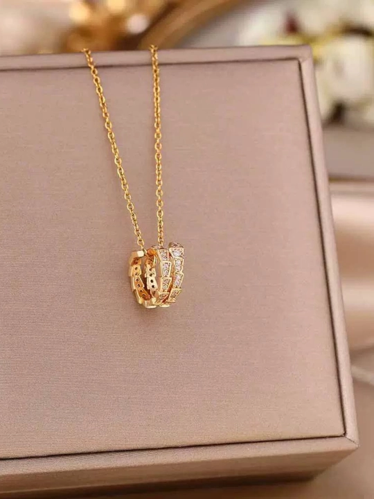 Женская цепочка с кулоном в стиле BVLGARI "Змея", коллекция Serpenti - 