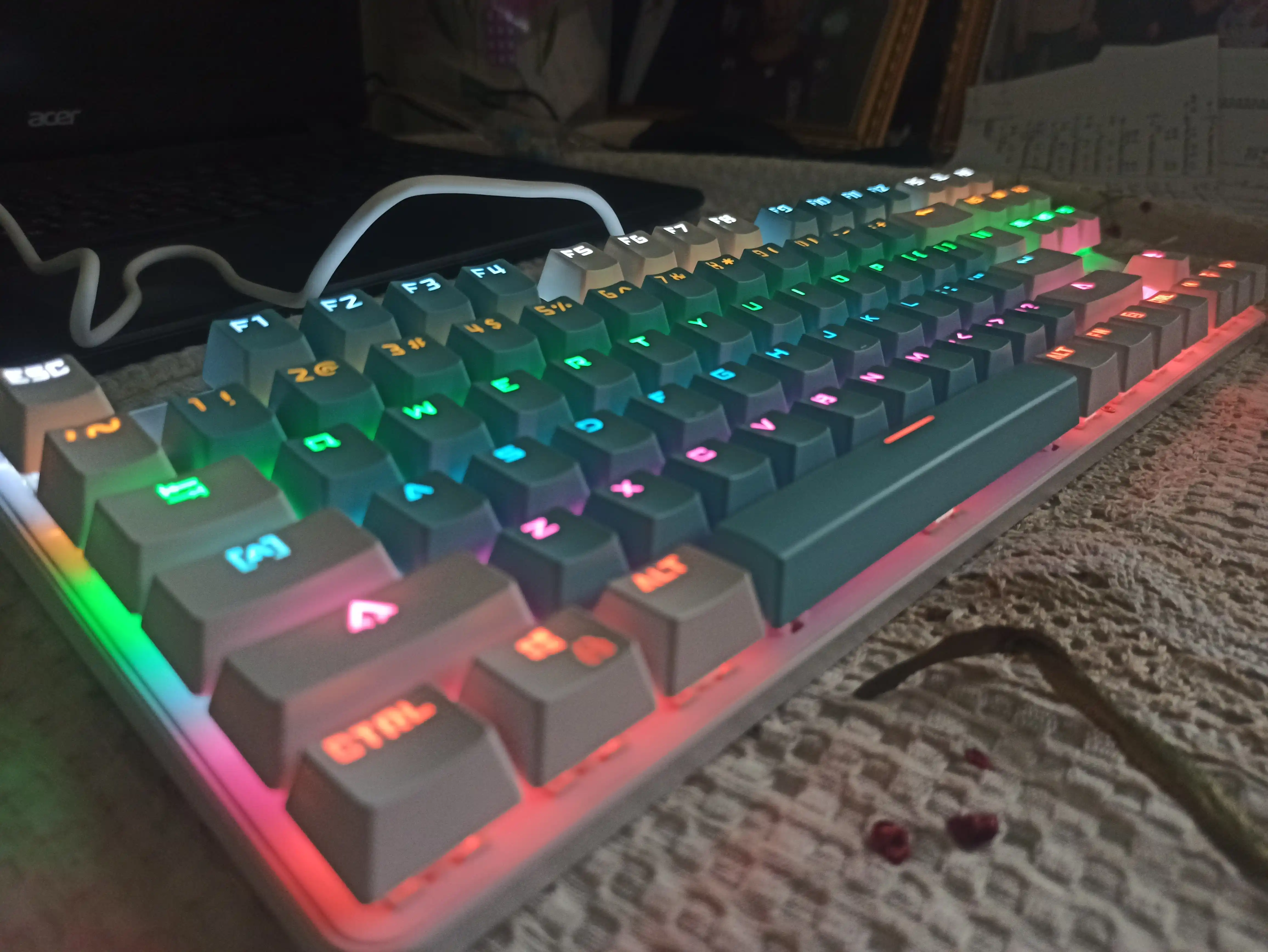 Mexanik klaviatura BAJEAL K100.blue-white, 87 tugma, RGB yoritgichli