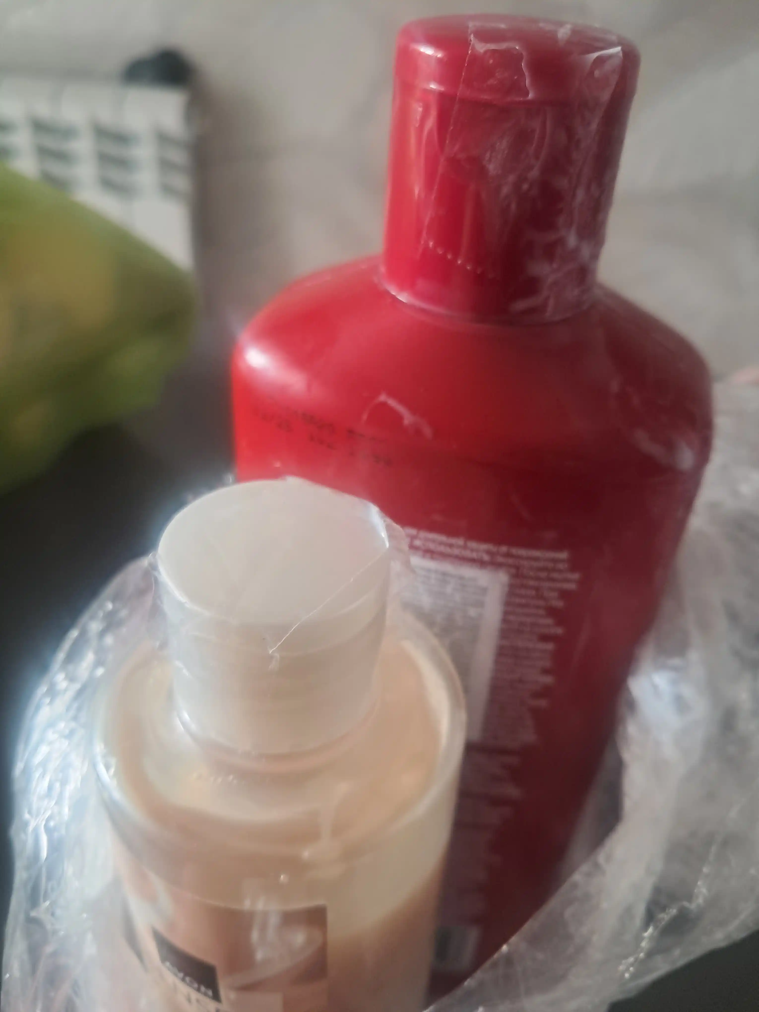 Dush uchun gel Avon Senses Haqiqiy hashamat, 250 ml
