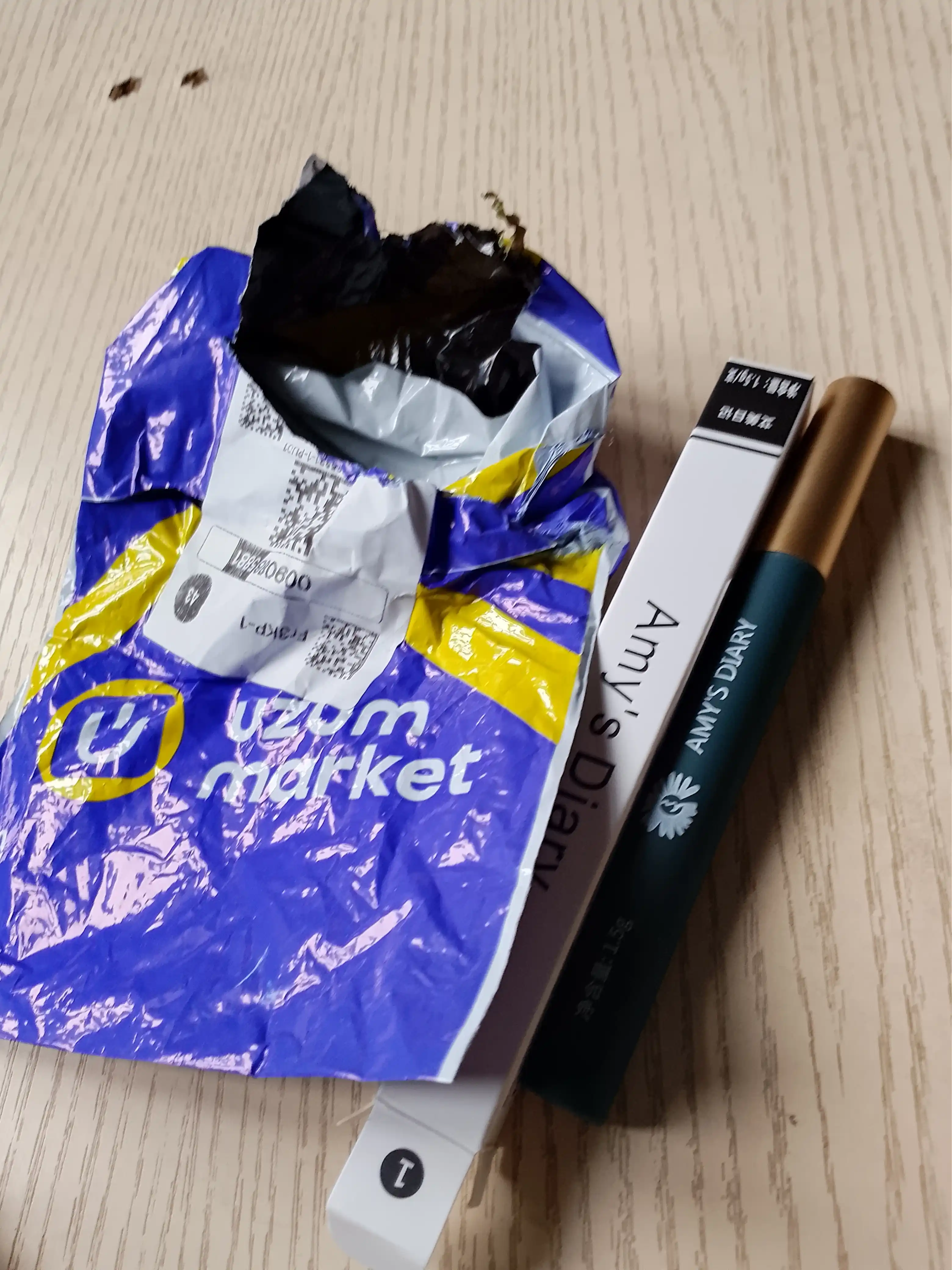 Kipriklar uchun tush Amy's Diary, suvga chidamli, uzaytiruvchi, nozik aplikator
