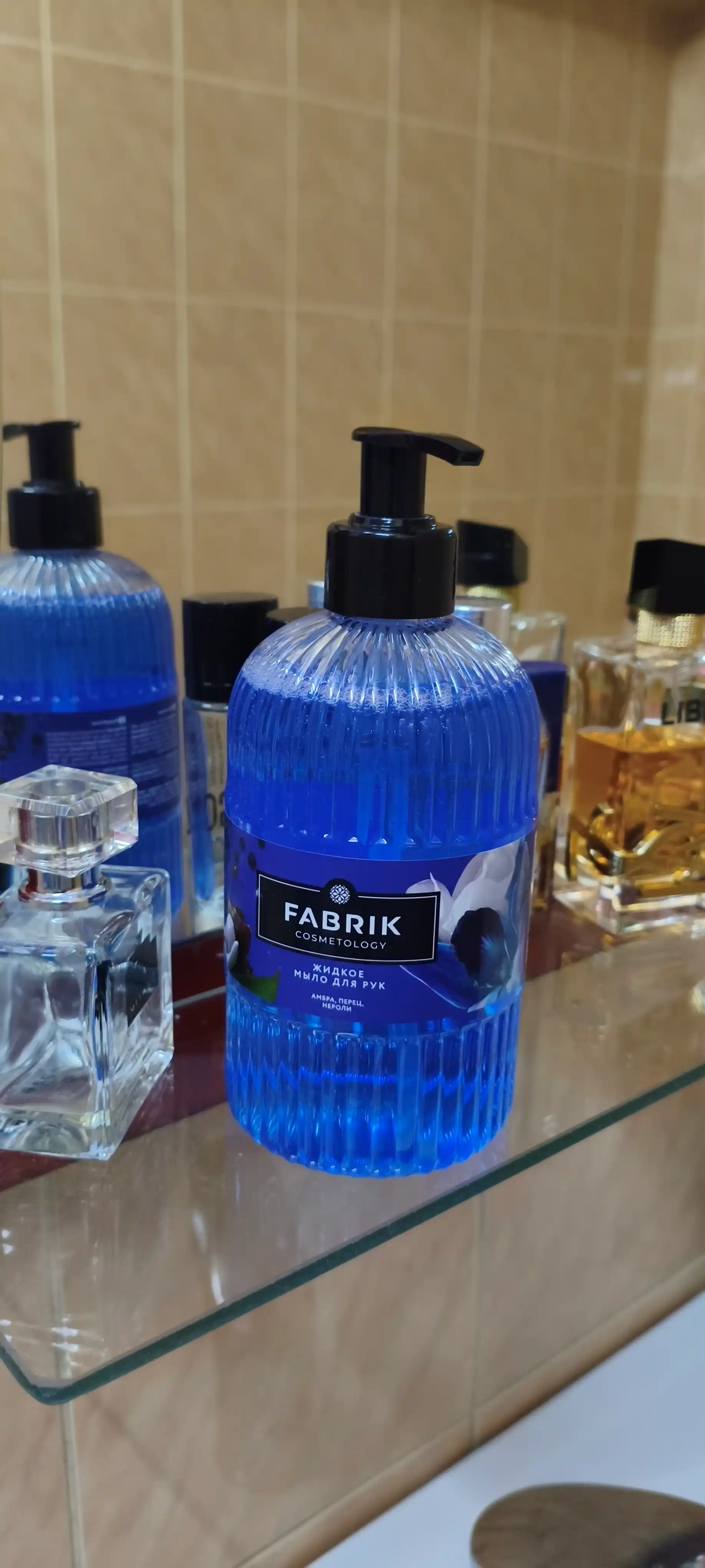 Xushbo'y suyuq sovun Fabrik Cosmetology, 500 ml