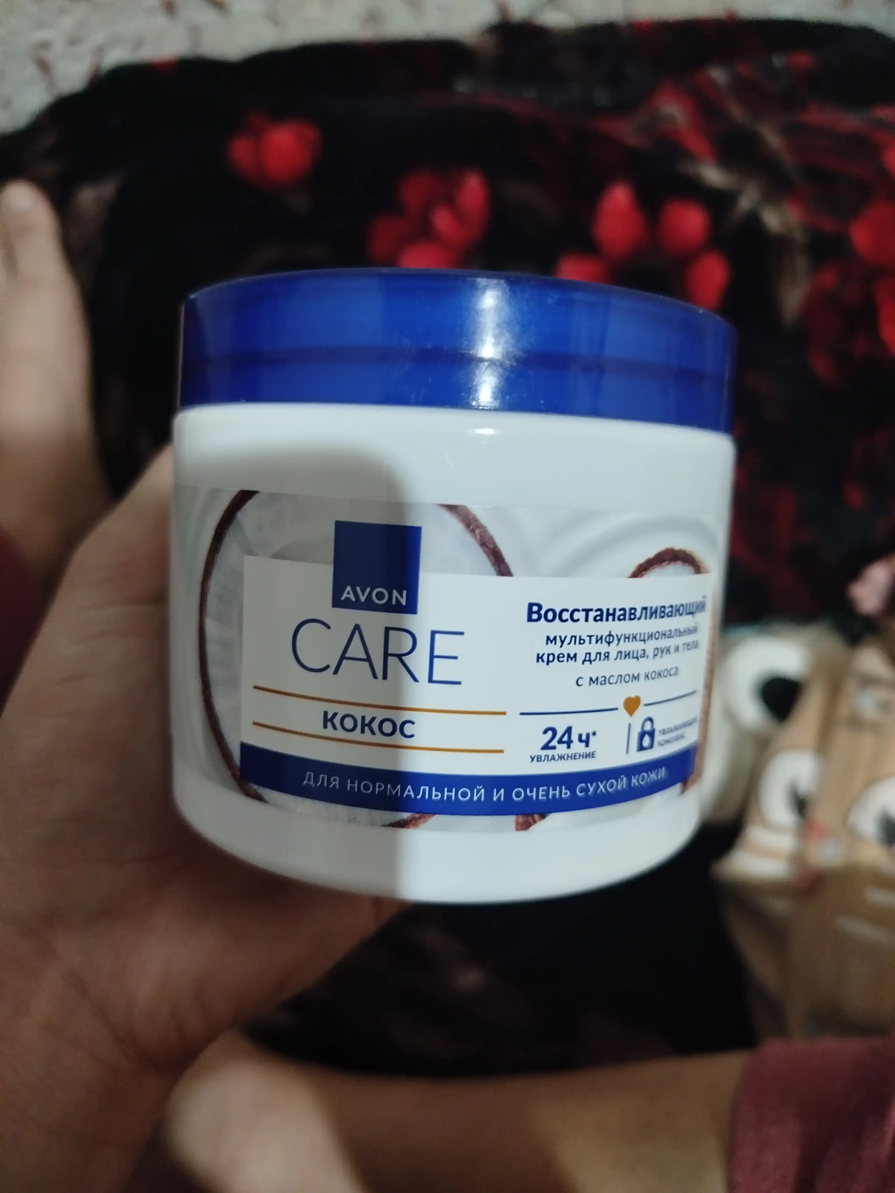 Yuz, qo‘l va tana uchun "Avon" tiklovchi ko‘p funksiyali kremi, kokos moyi bilan, 400 ml