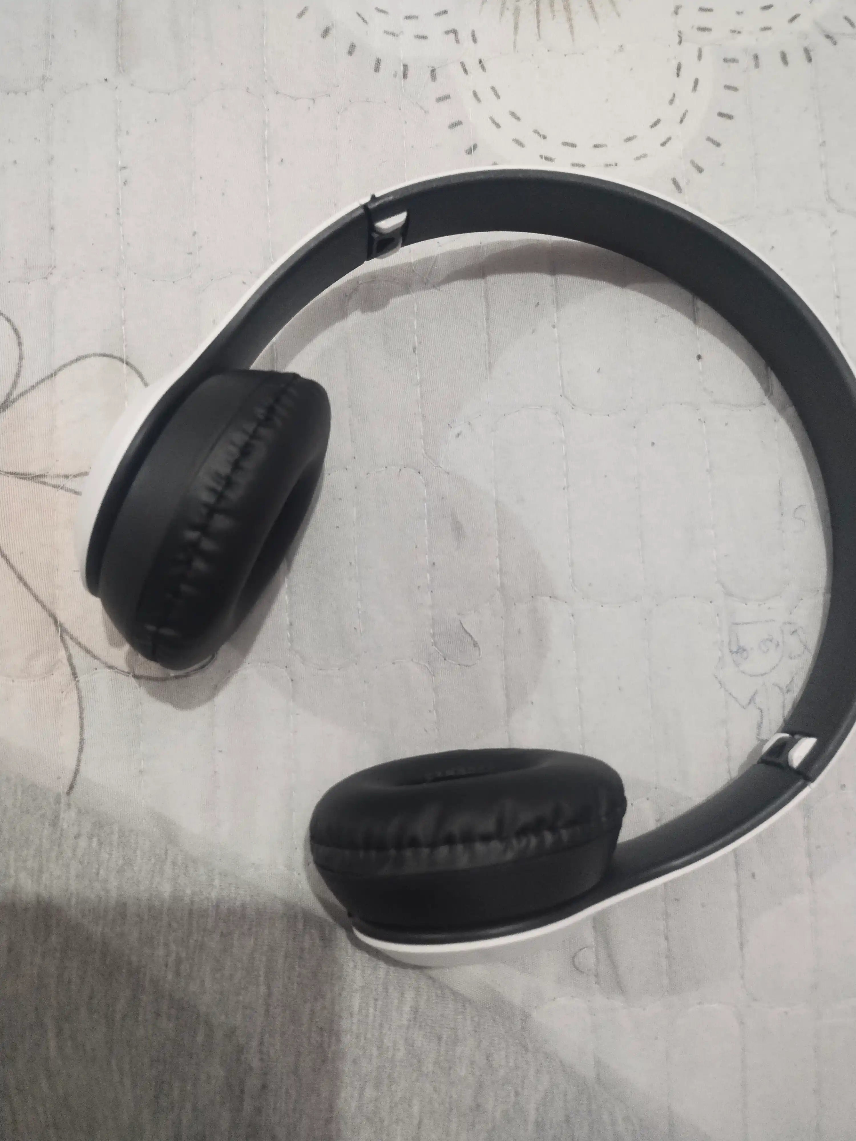 Наушники P47 Bluetooth, складные, стерео звук, слот для SD карты