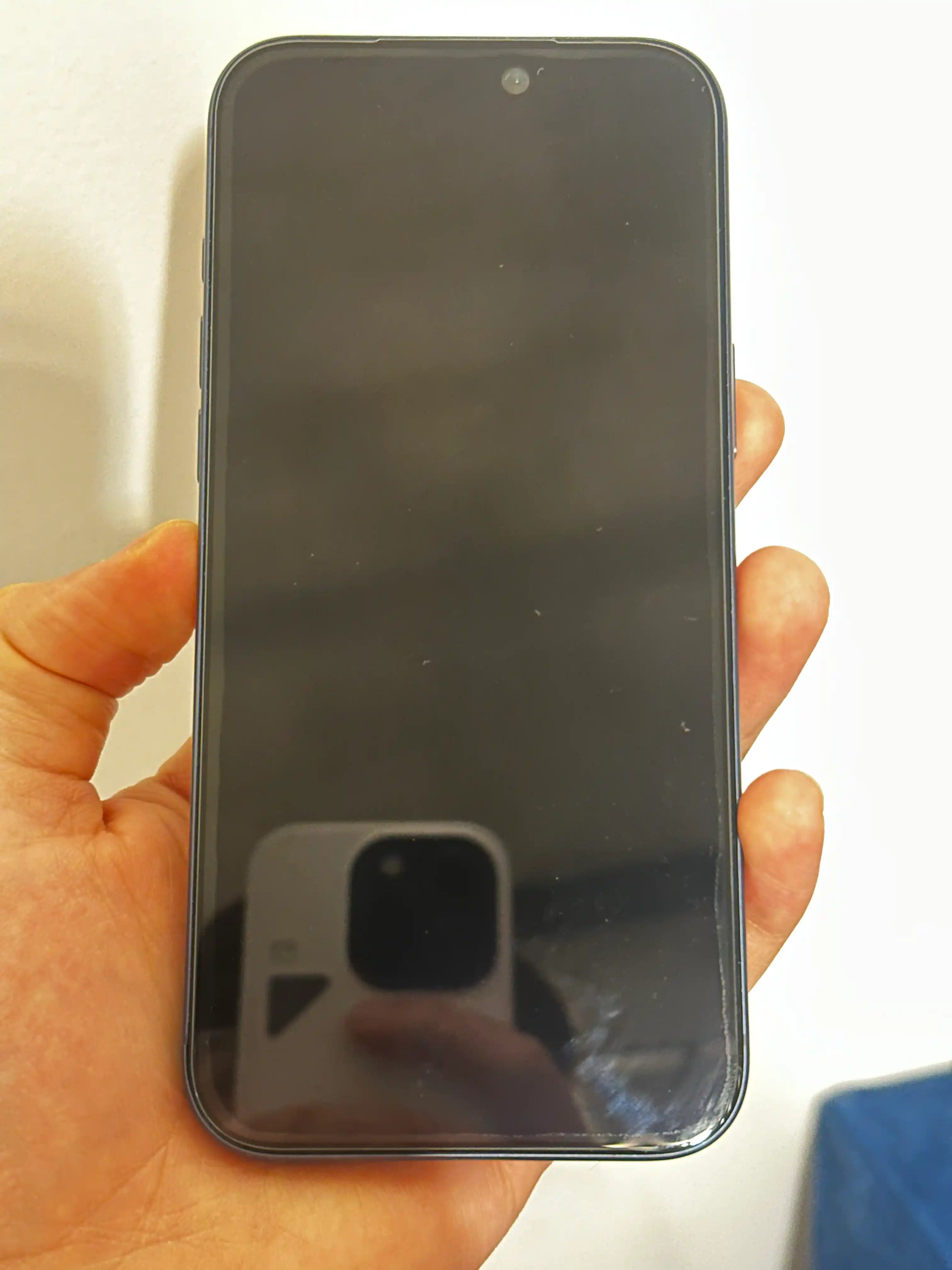 Защитное стекло iPhone антишпион, защита экрана от царапин и ударов 11.17 Pro/Pro Max/Air
