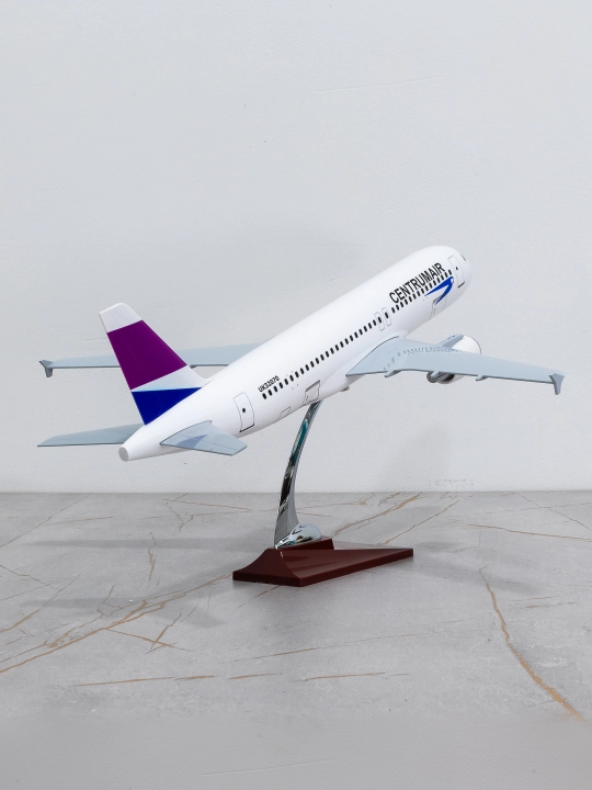 Airbus A320 samolyoti modeli, Centrum Air, 47 sm, metall + plastik