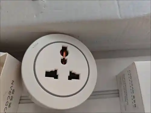 50 sm trekli rozetka, ochiq montaj, ko‘chma modul, 8000W (oq/qora/kulrang)
