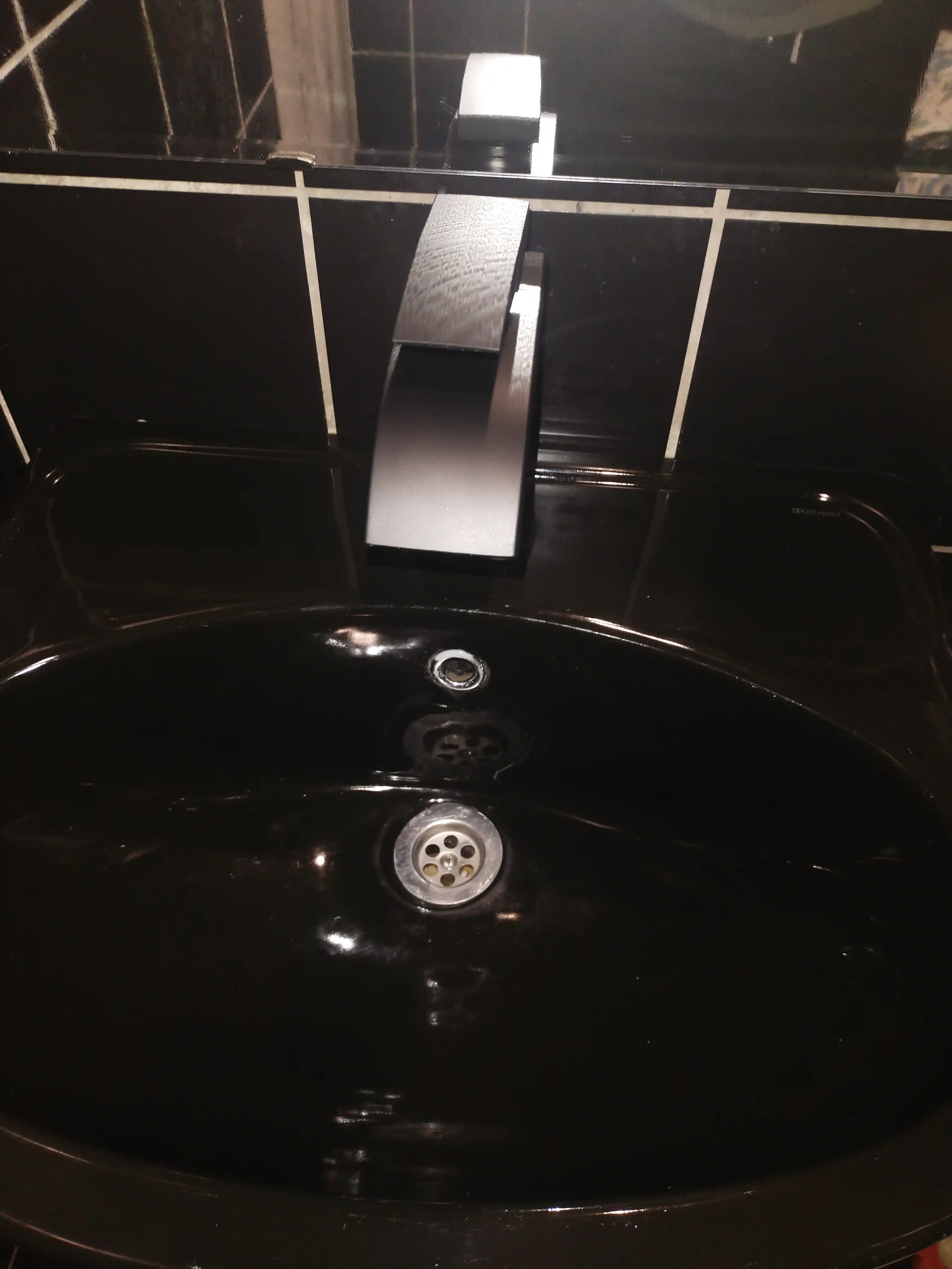 Sharsharali lavabo mikseri