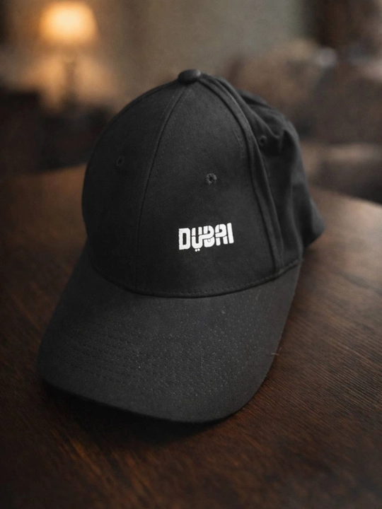 DUBAI beysbolka - uslub va ixchamlik - 