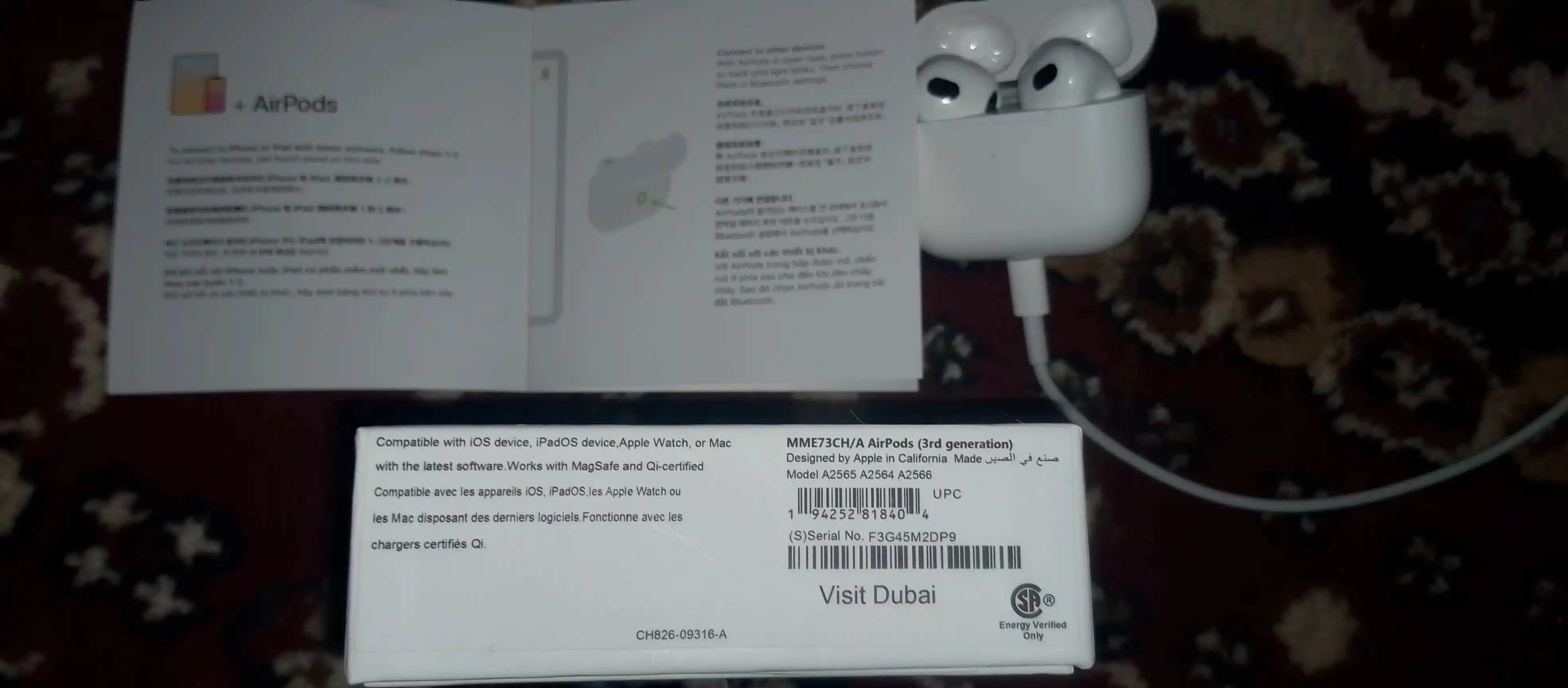 Simsiz quloqchinlar Pods 3, iPhone va Android uchun naushniklar