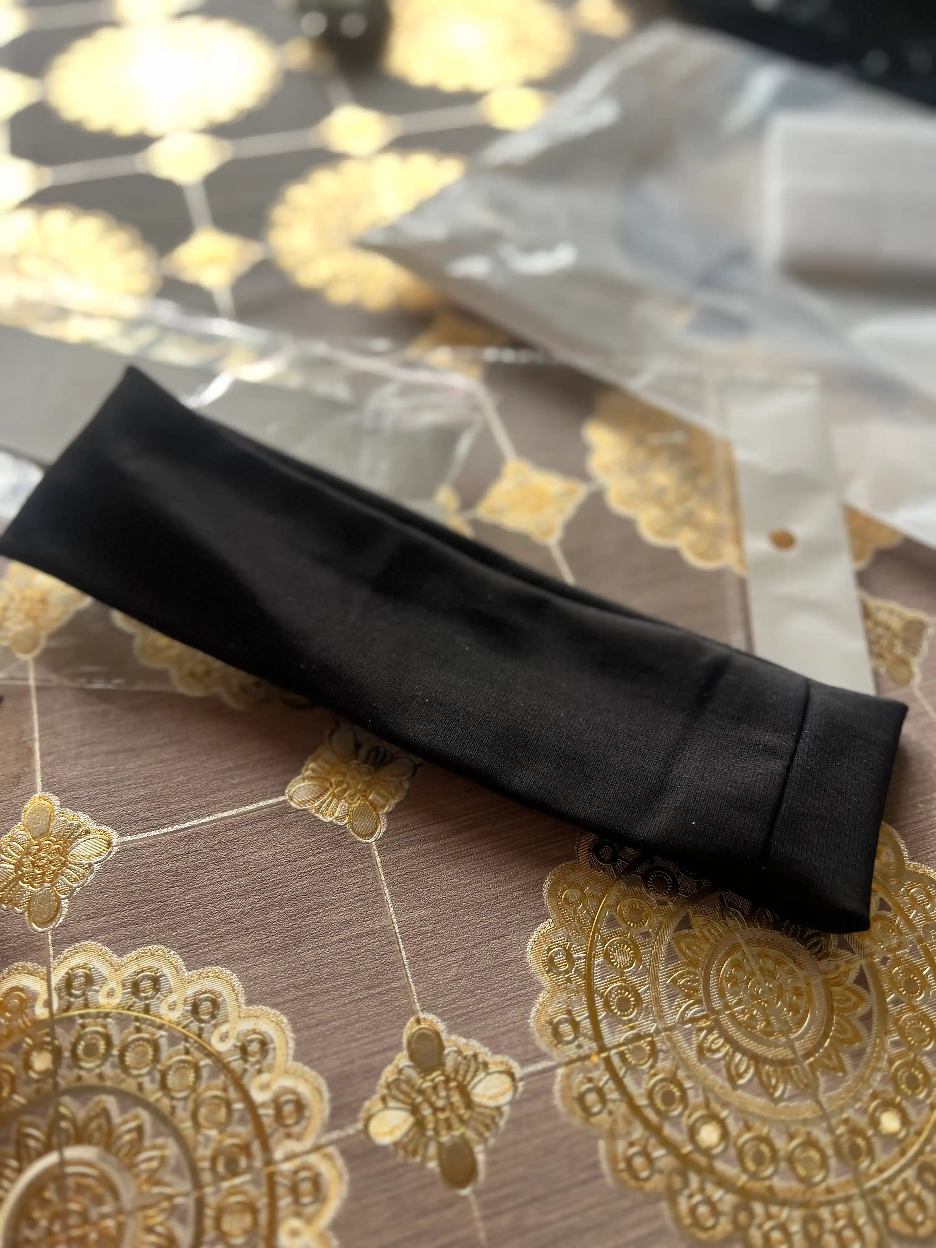 Boshga sochlar uchun sport tasmasi, ayollar va qizlar uchun