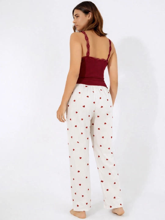 Pijama ayollar uchun 3x1, ayollar uy kiyimi to‘plami, gulli troyka – top, shim va shortik