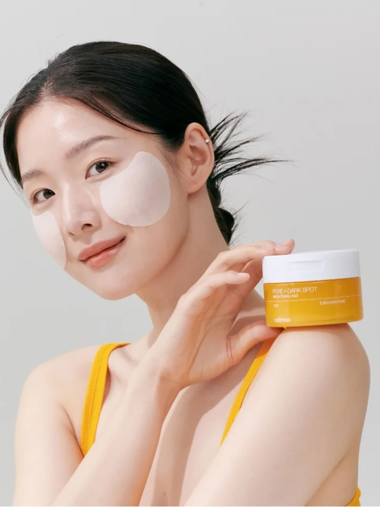 Teri rangi va relyefini tekislash uchun Celimax Pore Dark Spot Brightening Pad toner ped
