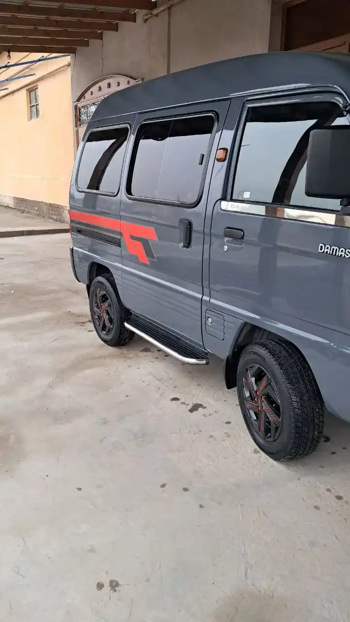 Disklarga mo'ljallangan Tuc 2 dizaynli qopqoqlar, 4 dona