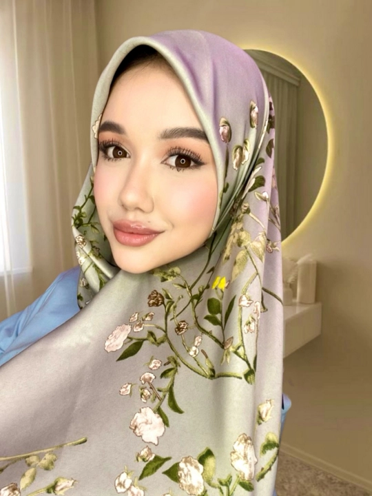 Dior ipak sharflari, hijoblar