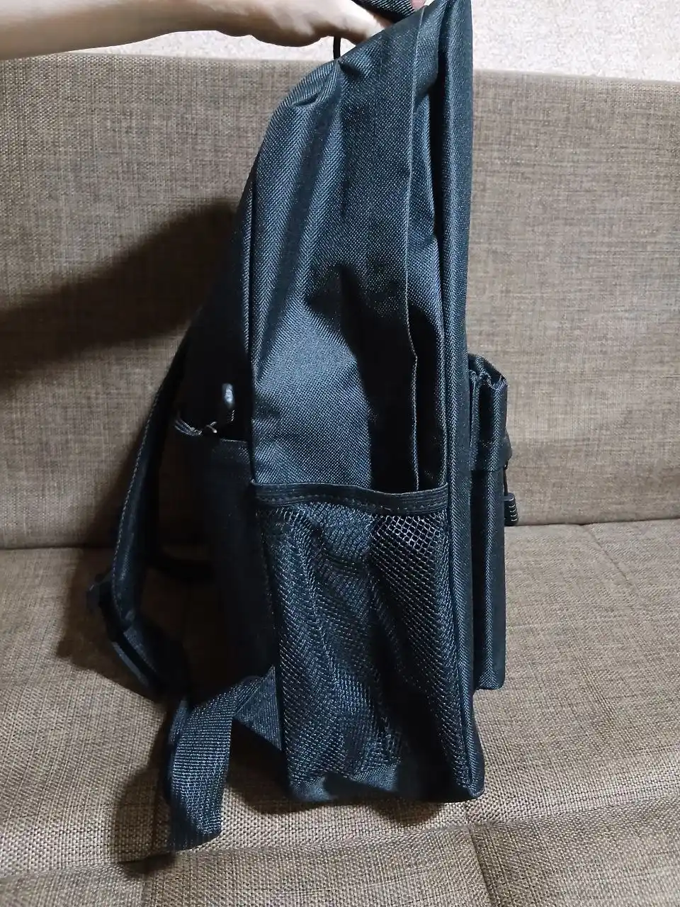 Ryukzak sport va maktab uchun