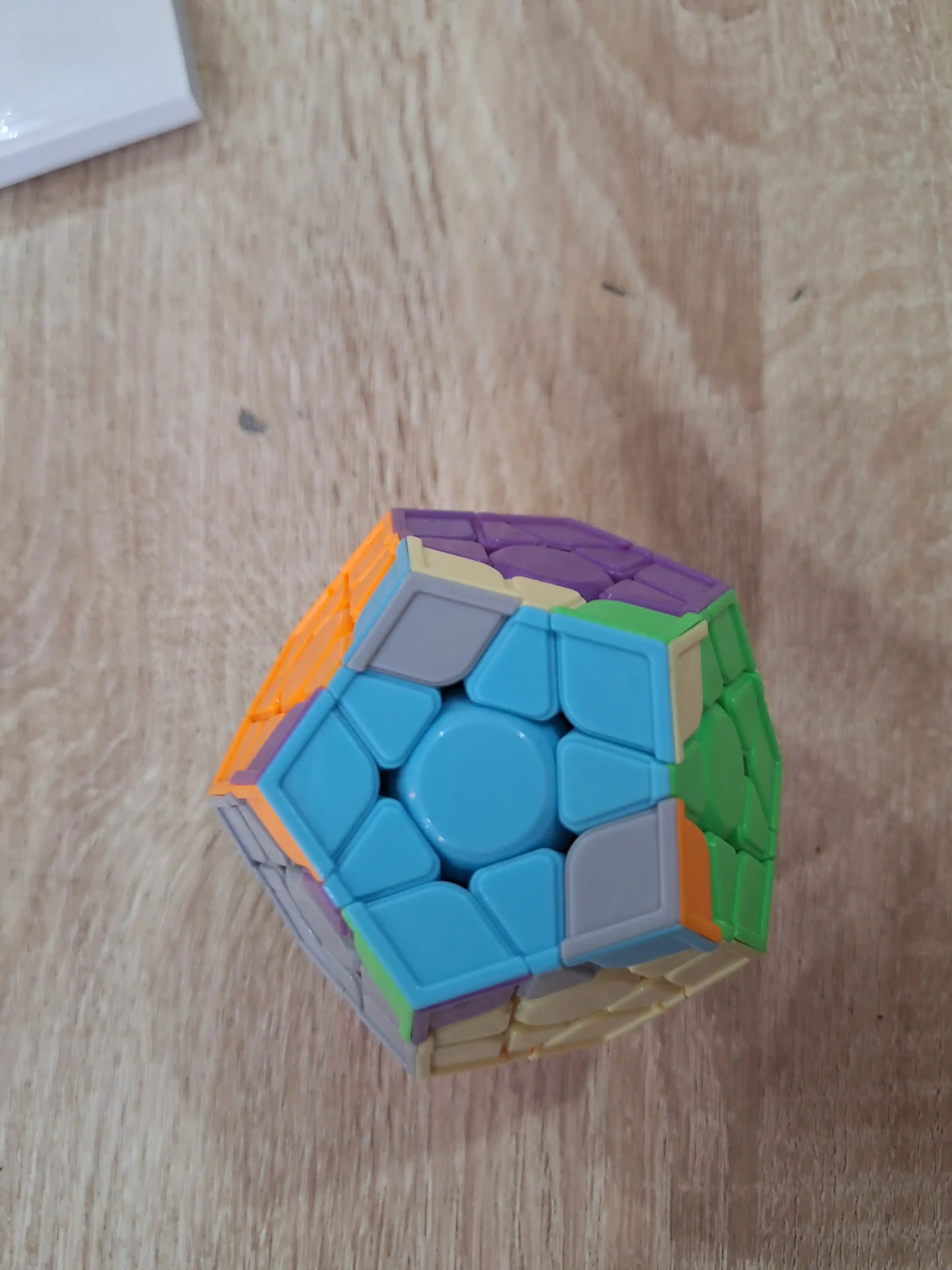 "Megamix" kubik rubik boshqotirmasi - rivojlantiruvchi,stressga qarshi o‘yinchoq