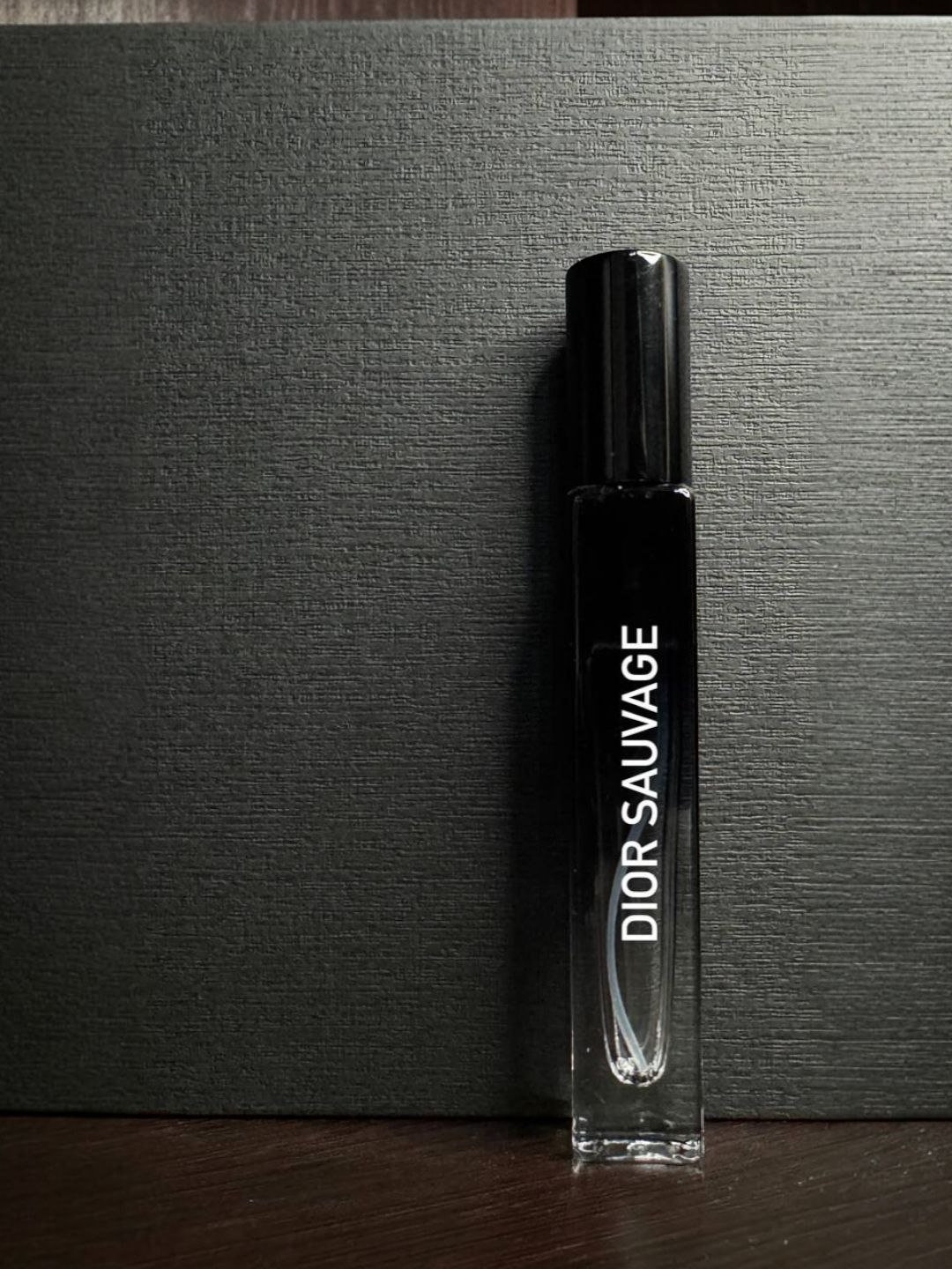 Dior Sauvage — мужской аромат, подходящий для всех сезонов