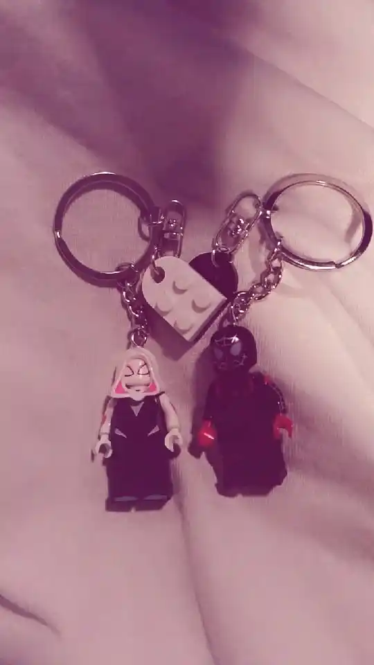 Парные брелоки для ключей, в стиле Lego "Человек-Паук и Гвен Стейси" 2 шт