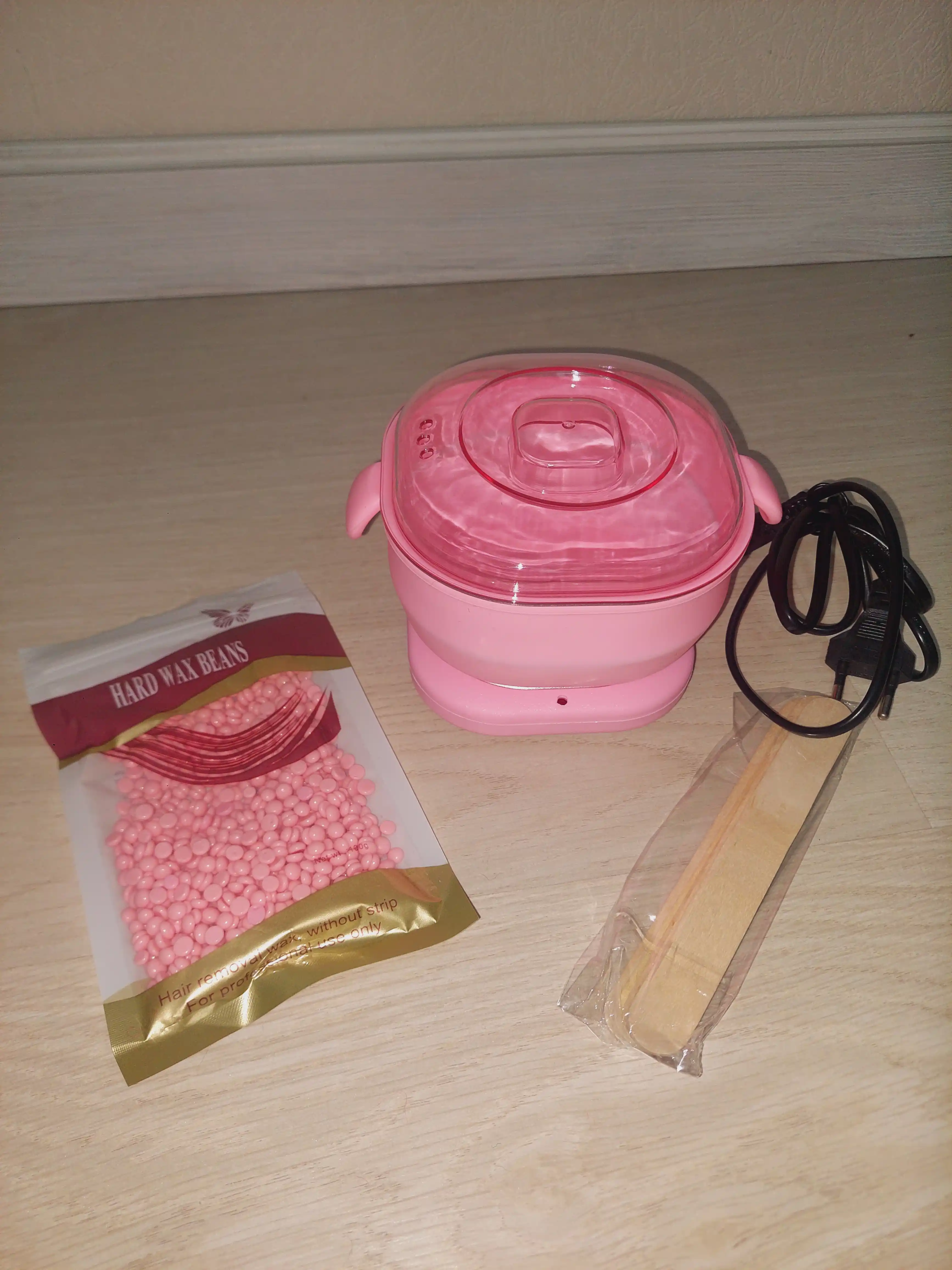 Depilatsiya to'plami, silikon qozon, granullangan mum 100 g, shpatelar 10 dona, qo'lqop sovg'a