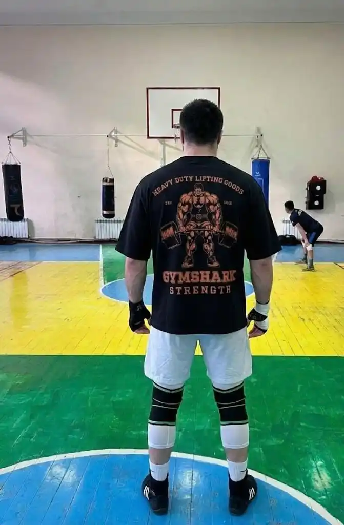 Paxtadan tikilgan erkaklar gimshark sport futbolkasi