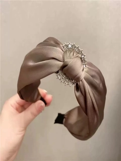 Приглушённый хаки