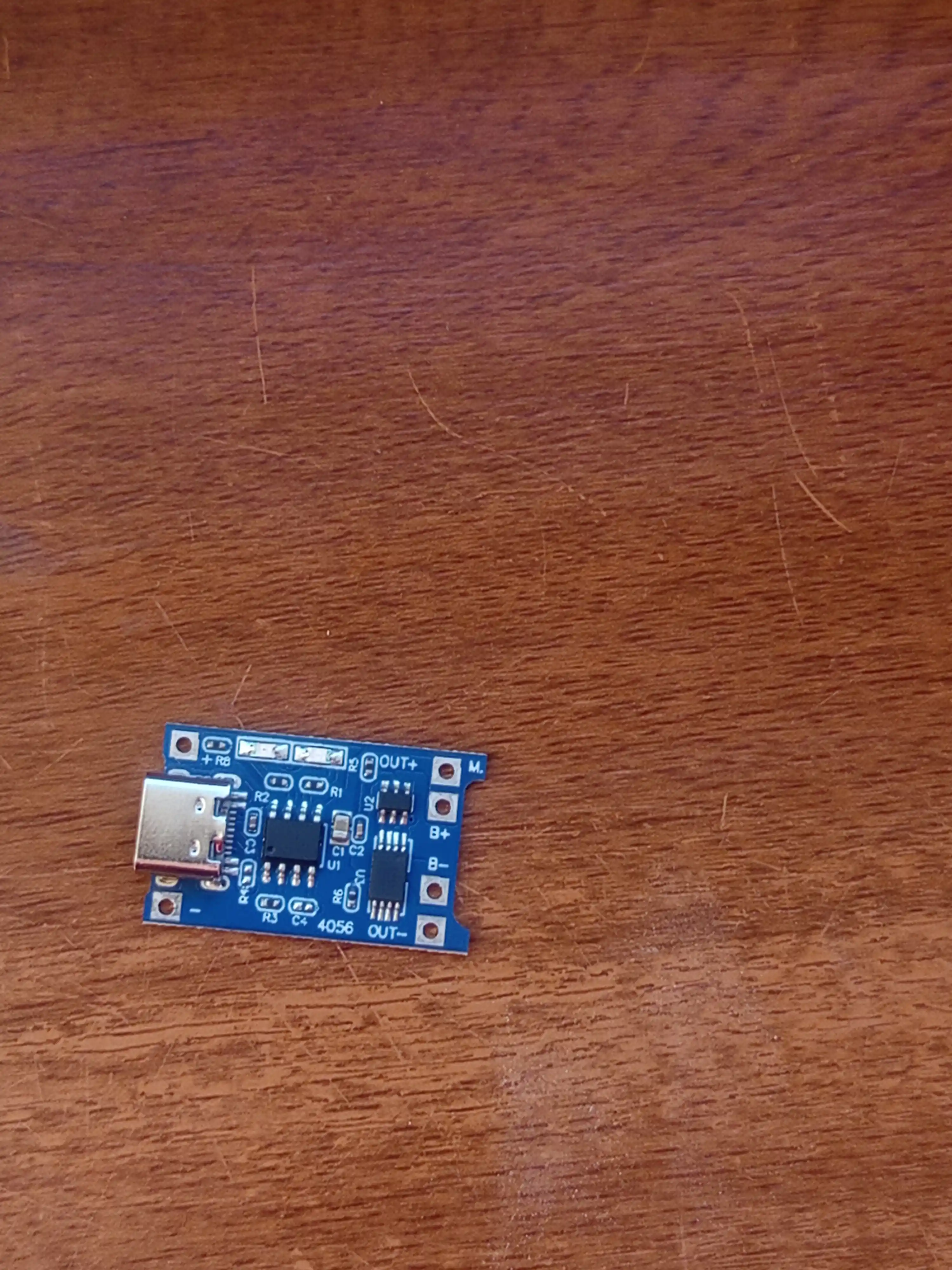 TP4056A Type-C va Micro USB litiy batareyalarini zaryadlash va himoyalash moduli