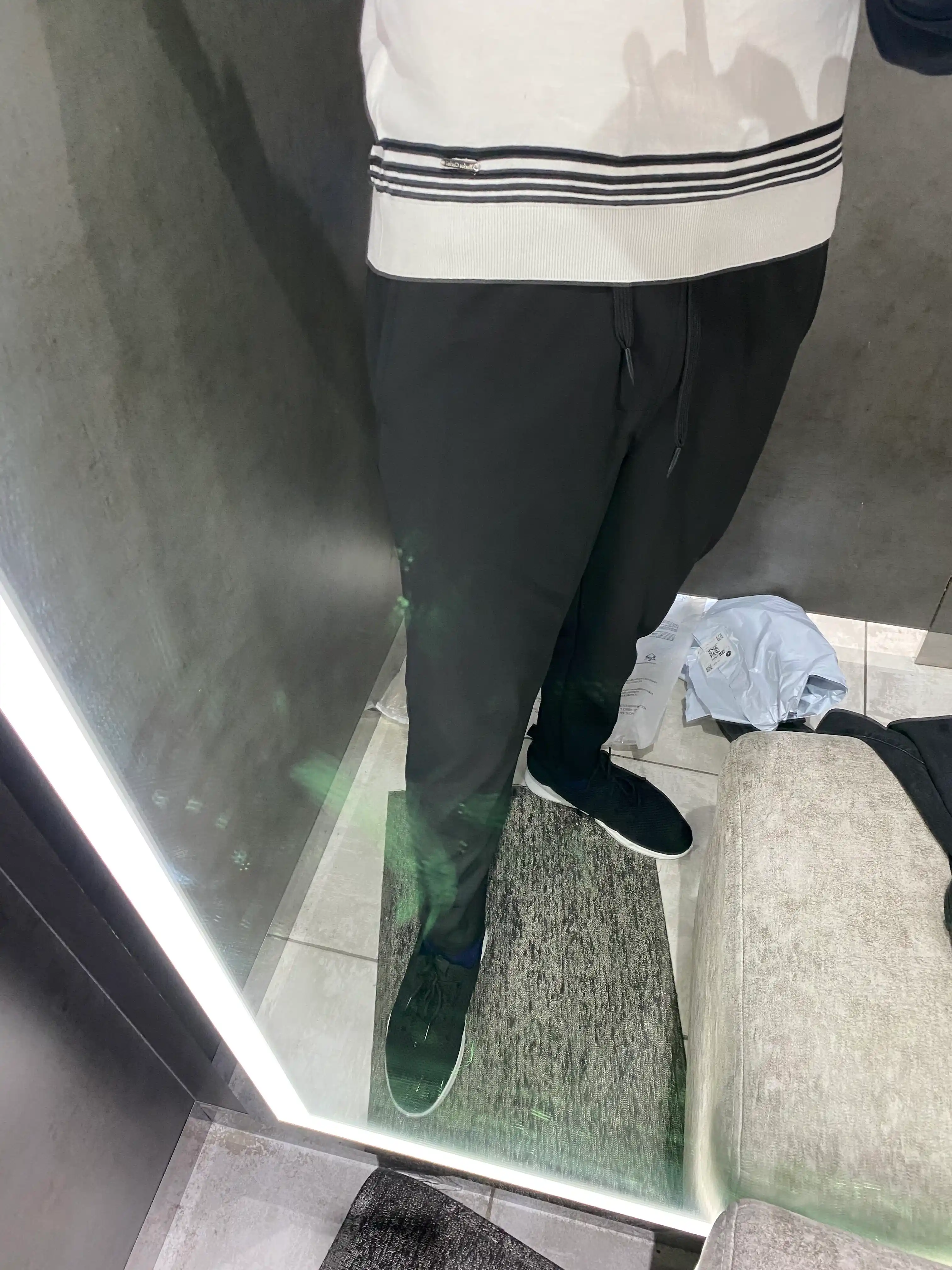 Erkaklar sport shimlari Kioko, erkaklar sport jogger shimlari. Erkaklar sport kiyimi