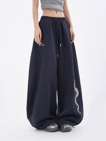 Ayollar sport shimlari «Snake Street» — amerika vintage uslubi, oversize