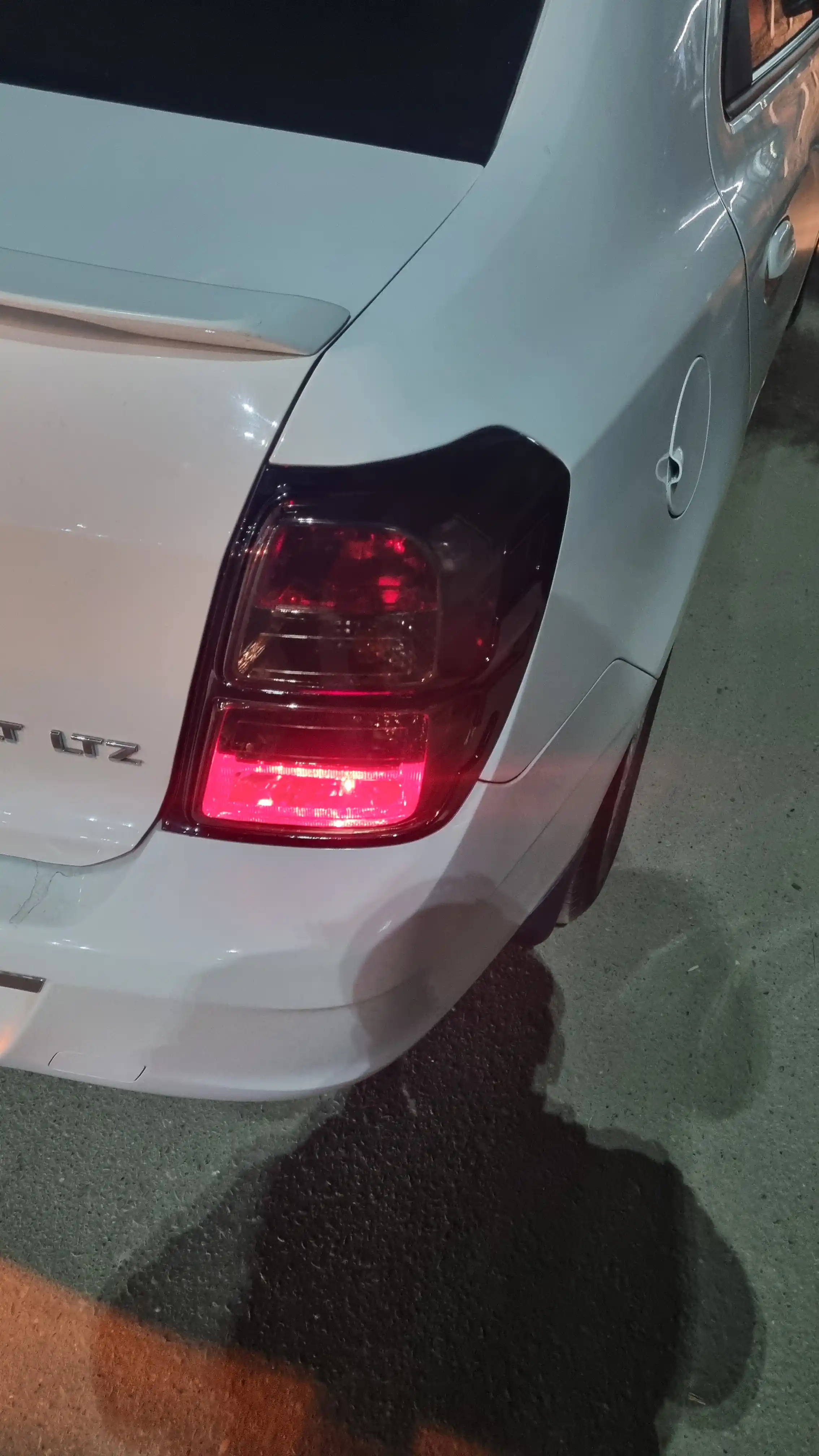 Накладки на задние фонари для Chevrolet Cobalt (комплект)