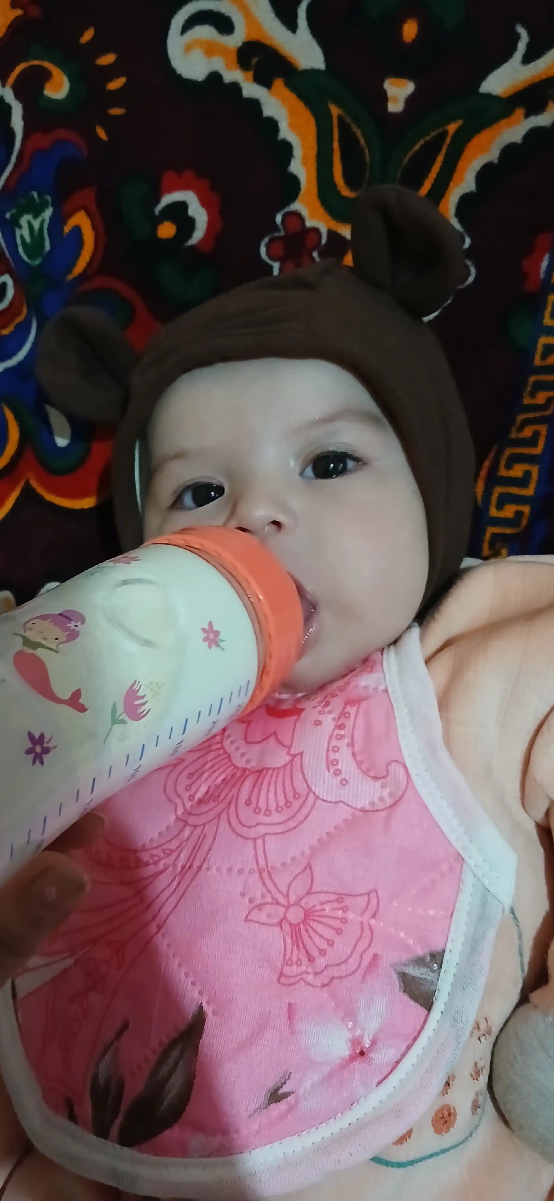 Chaqaloqlar va bir yoshga bo‘lgan bolalar uchun quloqli shapka sof paxtadan tayyorlangan