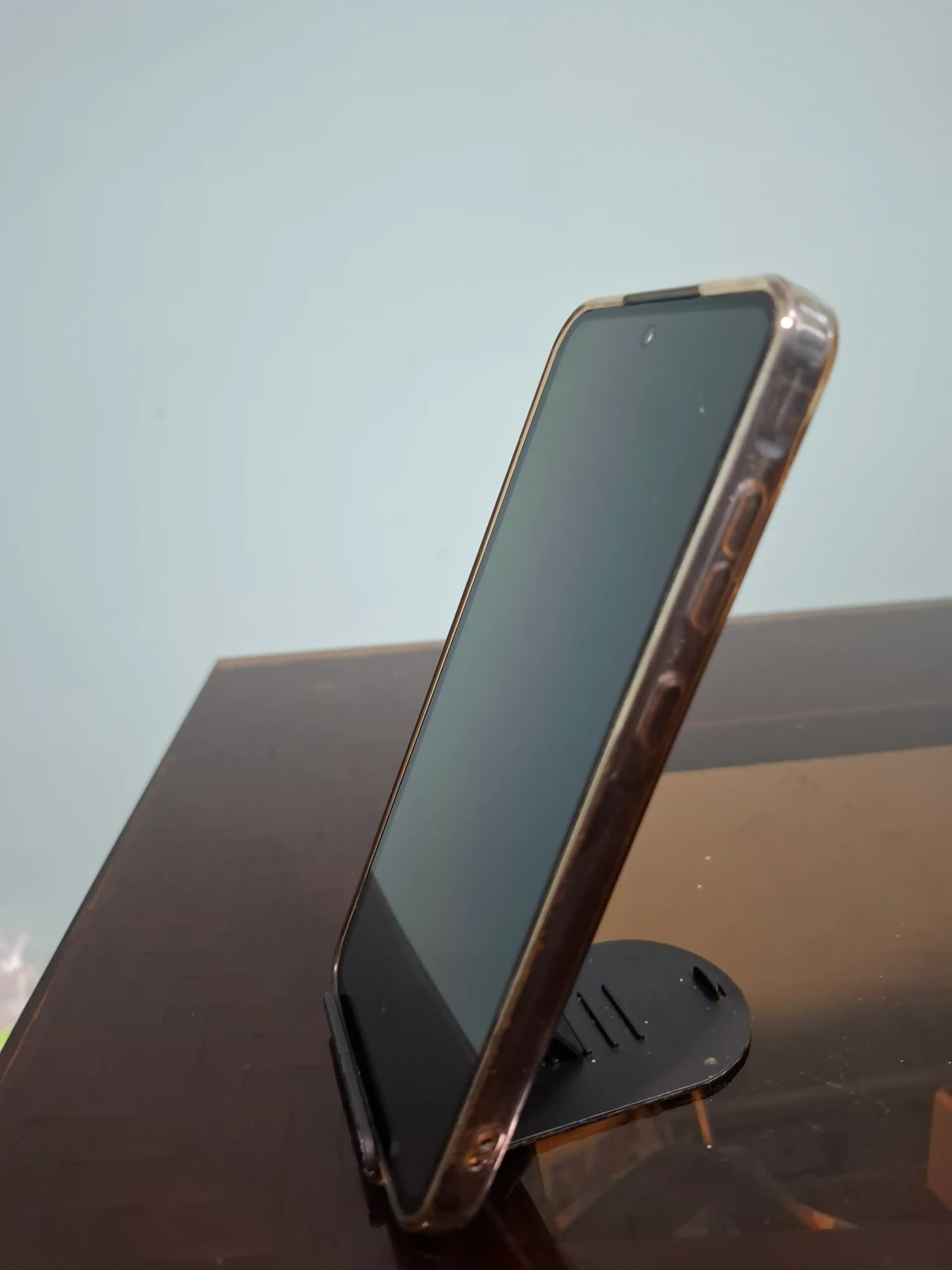 Telefon va planshetlar uchun, yig'iladigan mini tagkursi