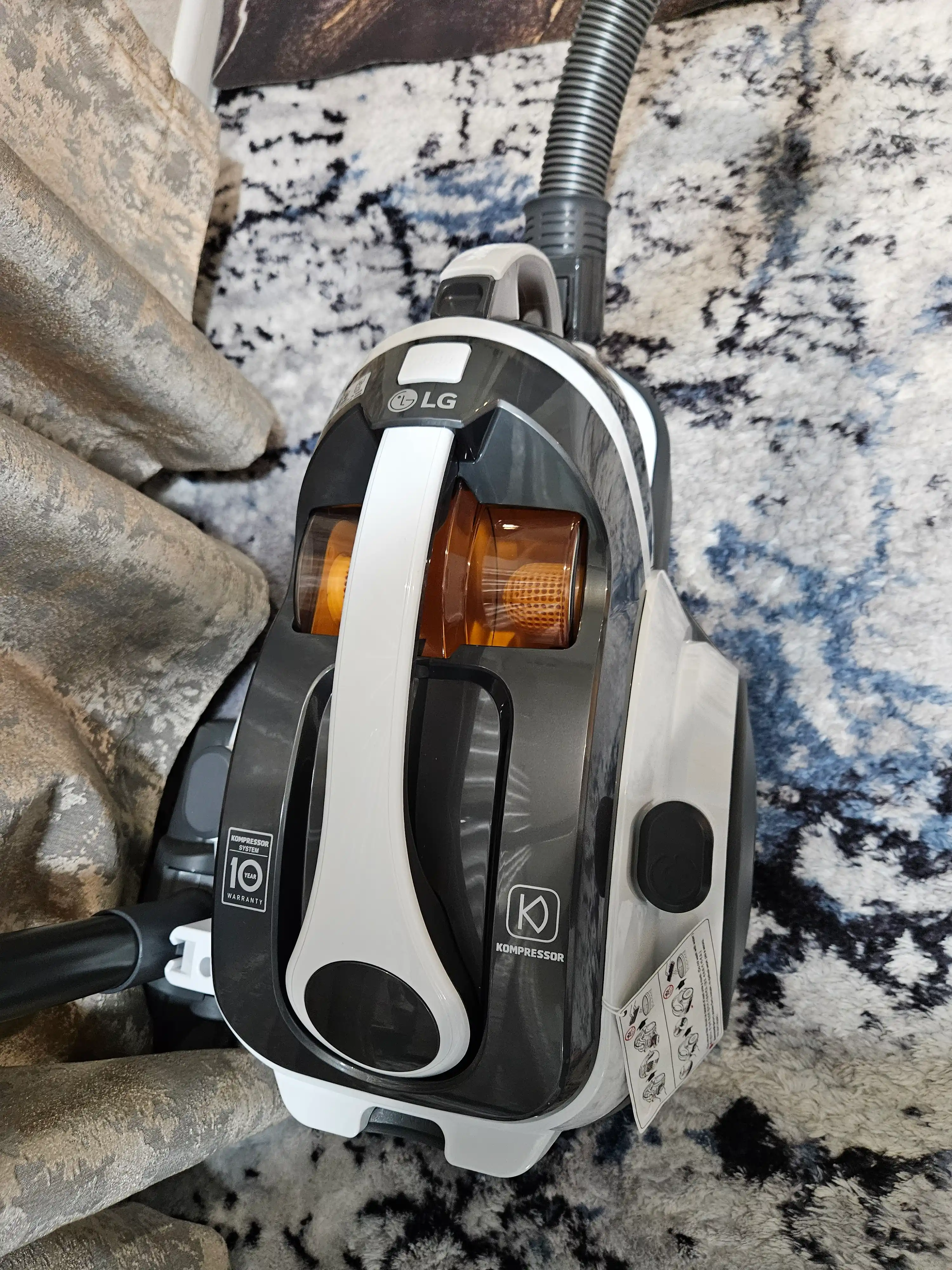 Пылесос LG VC73189NHTS