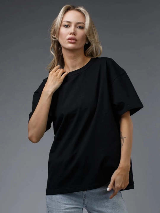 Erkaklar uchun ham, ayollar uchun ham mos katta o‘lchamdagi oddiy unisex futbolka, 1 dona
