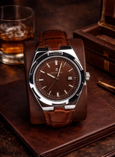 Мужские наручные часы Audemars Piguet — кварцевый механизм, элегантная и надёжная модель — YUTOP-45W0003-КОРИЧН