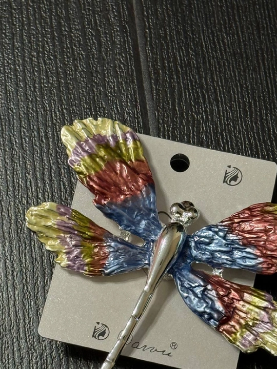 Dragonfly brosh