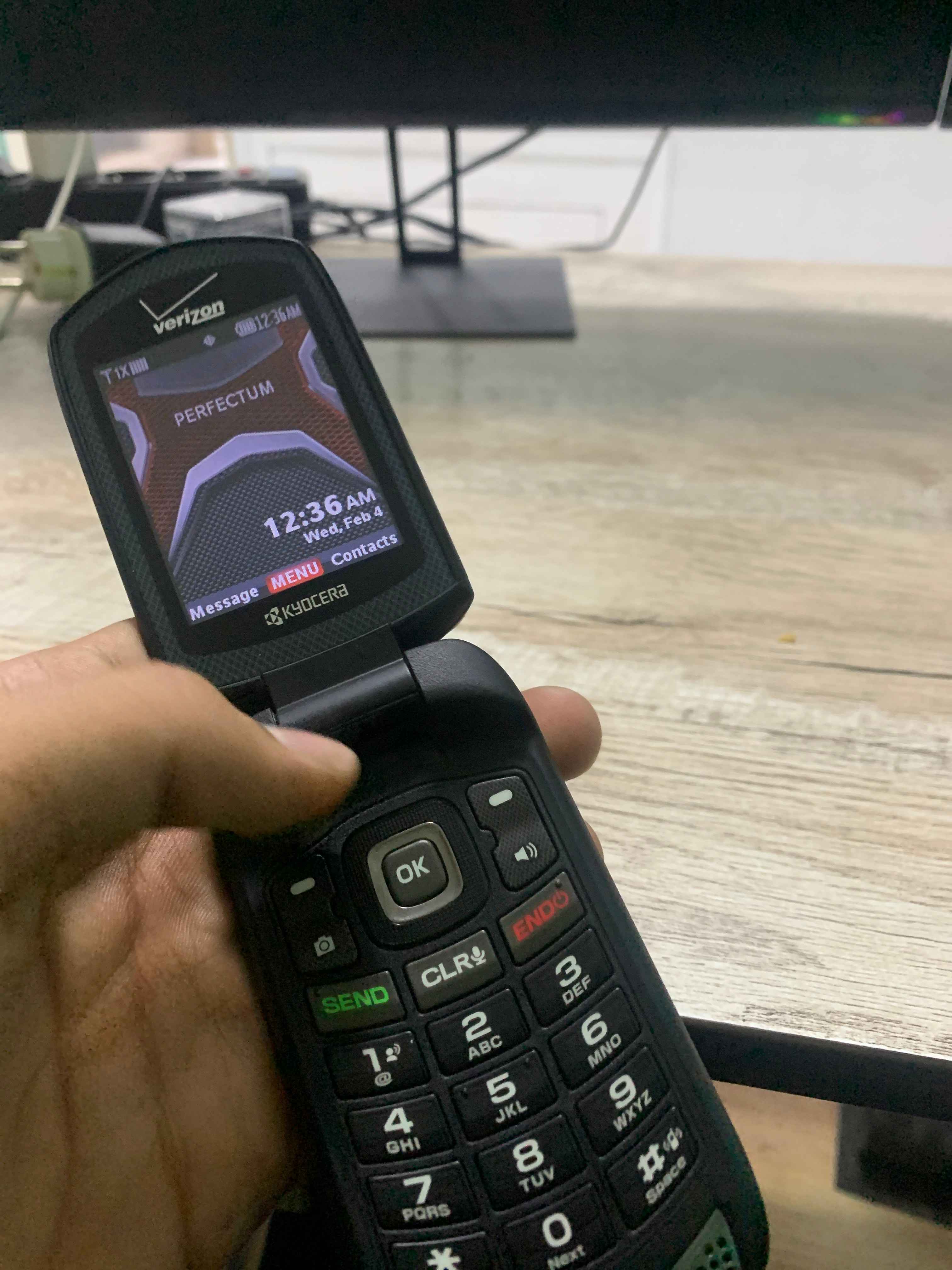 Tugmali telefon KYOCERA DURA XV CDMA Verizon Perfectum