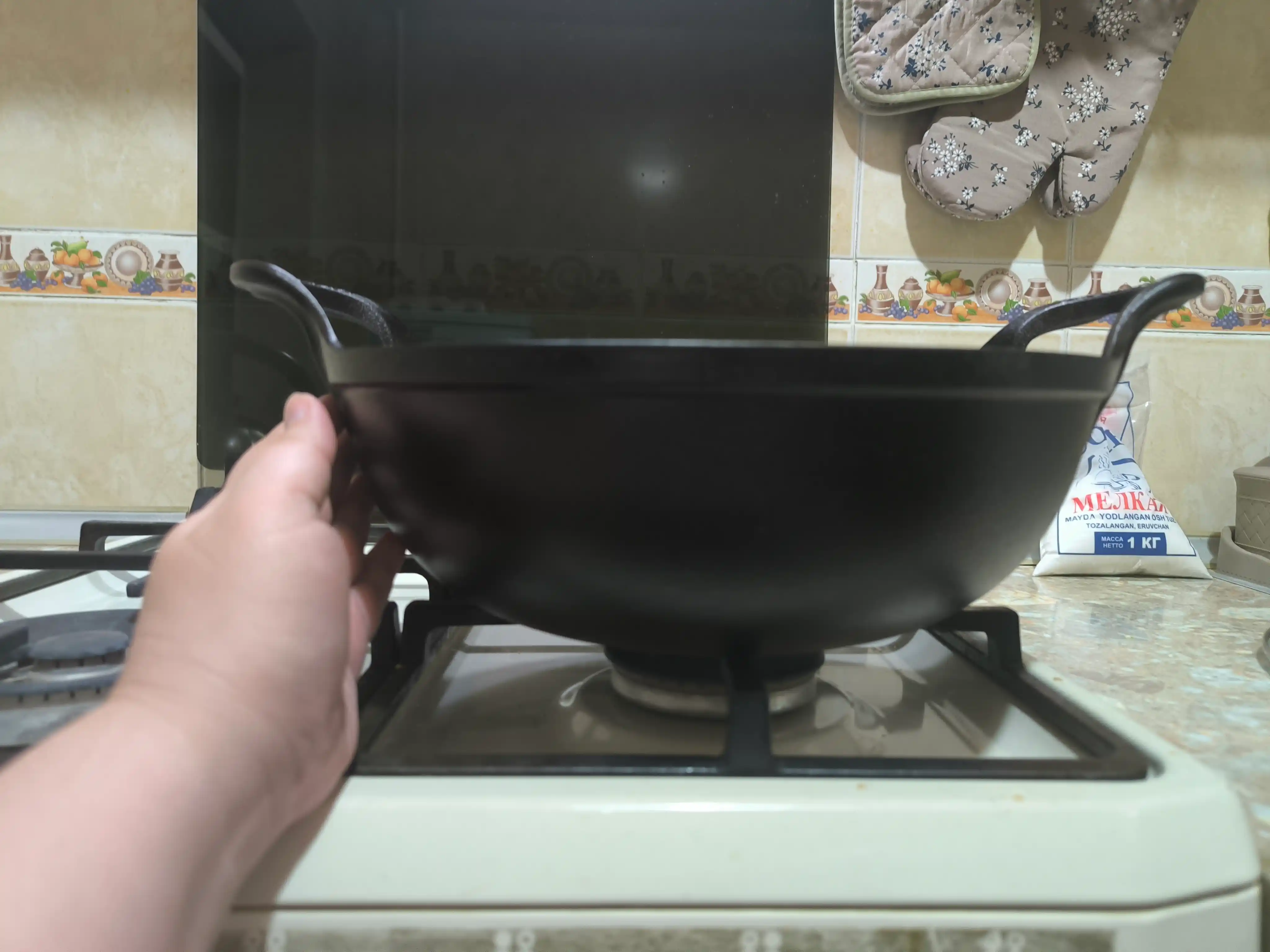 Cho‘yan qozon, toblangan shisha qopqoq, kimyoviy qoplamasiz