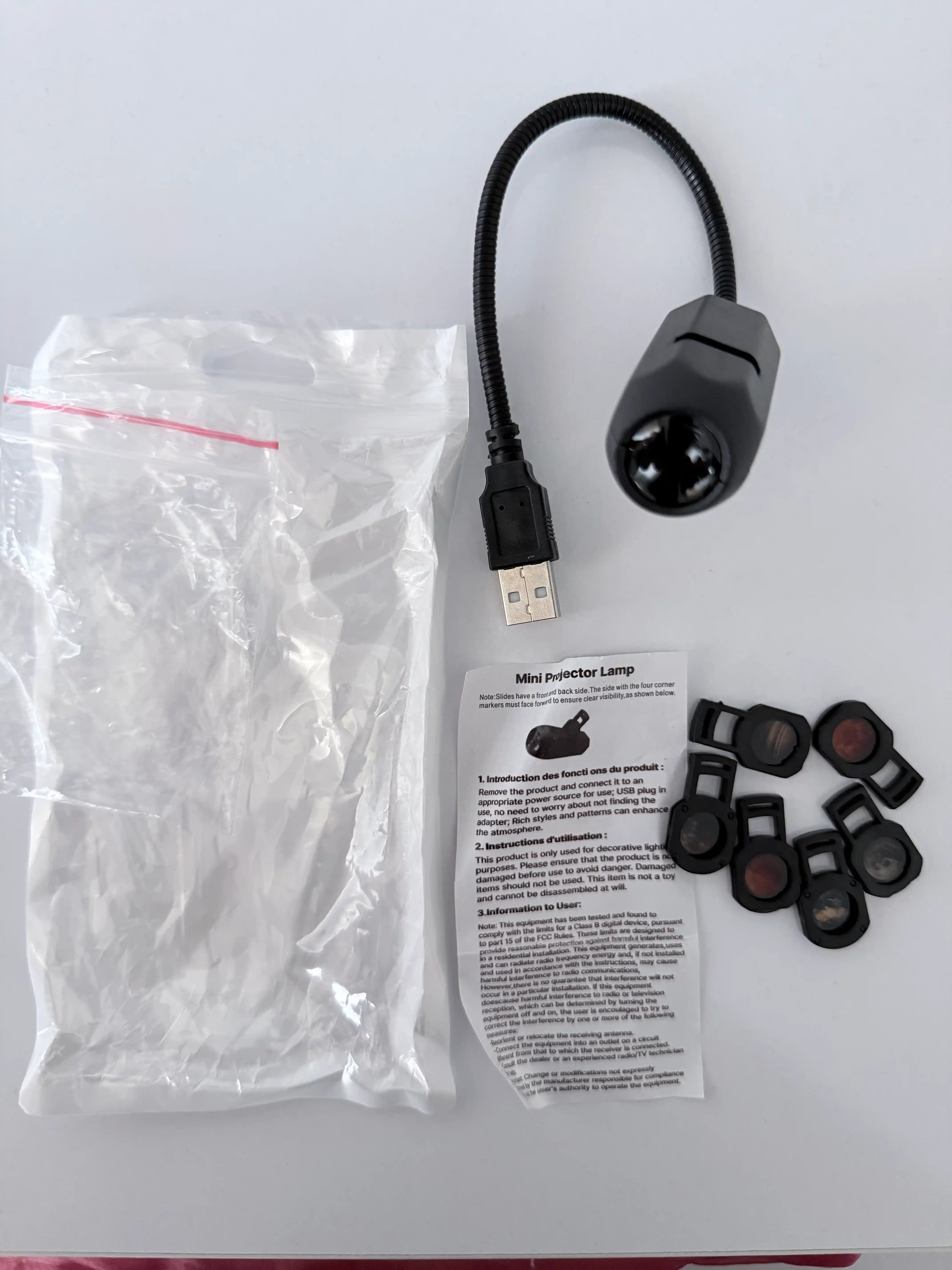 6 ta almashtiriladigan nasadkali PLANETARIUM USB tungi yoritgich-sayyoralar proyektori