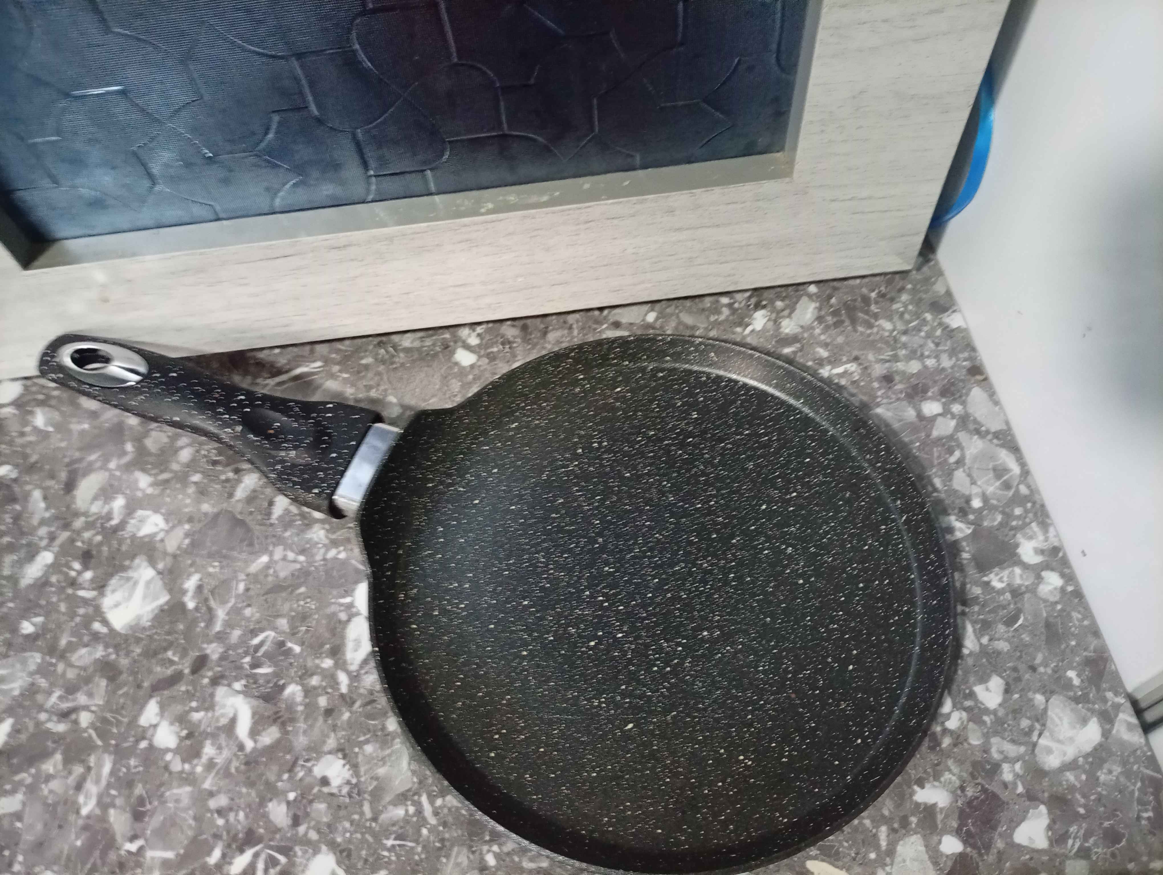 Blinchik va oladiya uchun tova, yopishmaydigan ishlab chiqaruvchisi, 22 sm, 24 sm, 26 sm
