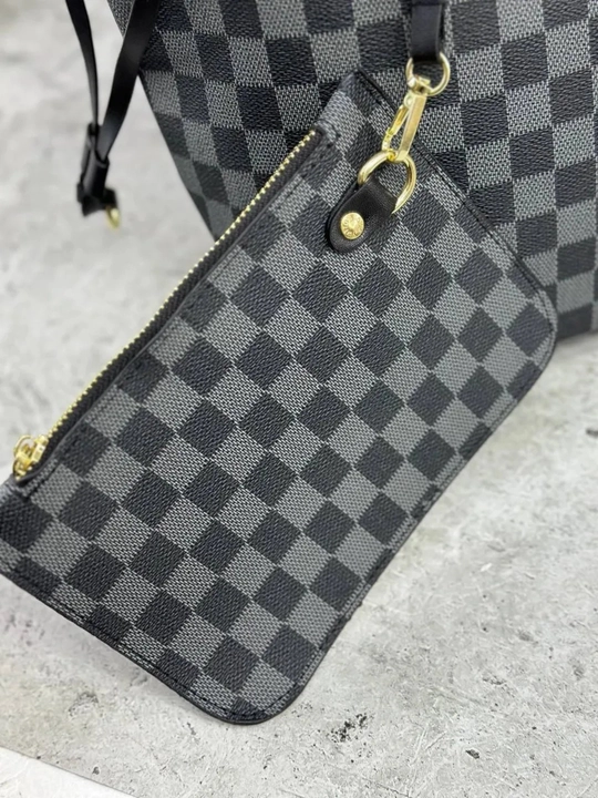 Ayollar sumkasi Louis Vuitton Neverfull uslubida